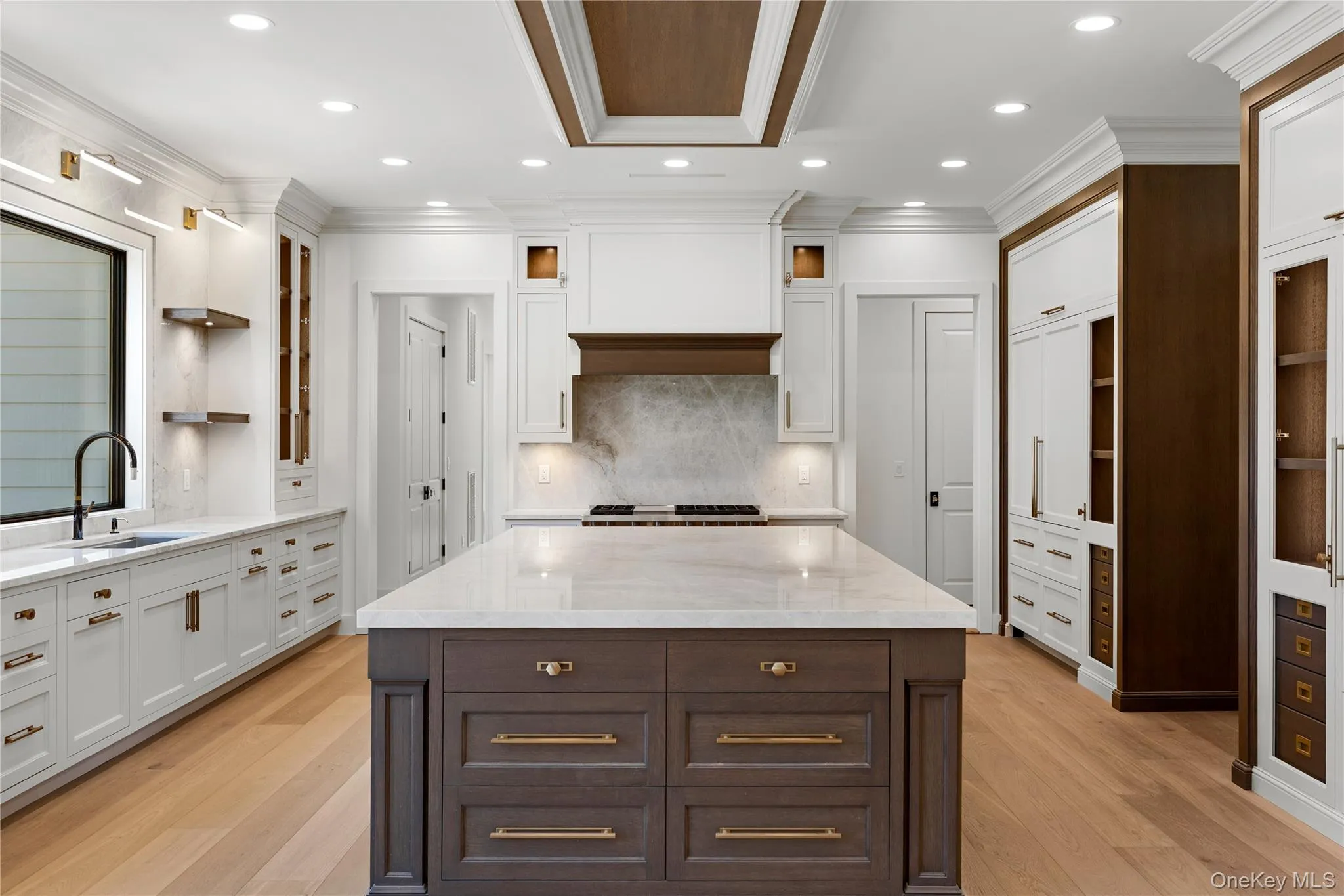 220 Beach Road, Oyster Bay, NY, 7 Bedrooms Bedrooms, 12 Rooms Rooms,9 BathroomsBathrooms,Residential,For Rent,Beach,0,1032317 220 Beach Road, Oyster Bay, NY, 7 Bedrooms Bedrooms, 12 Rooms Rooms,9 BathroomsBathrooms,Residential,For Rent,Beach,0,1032317