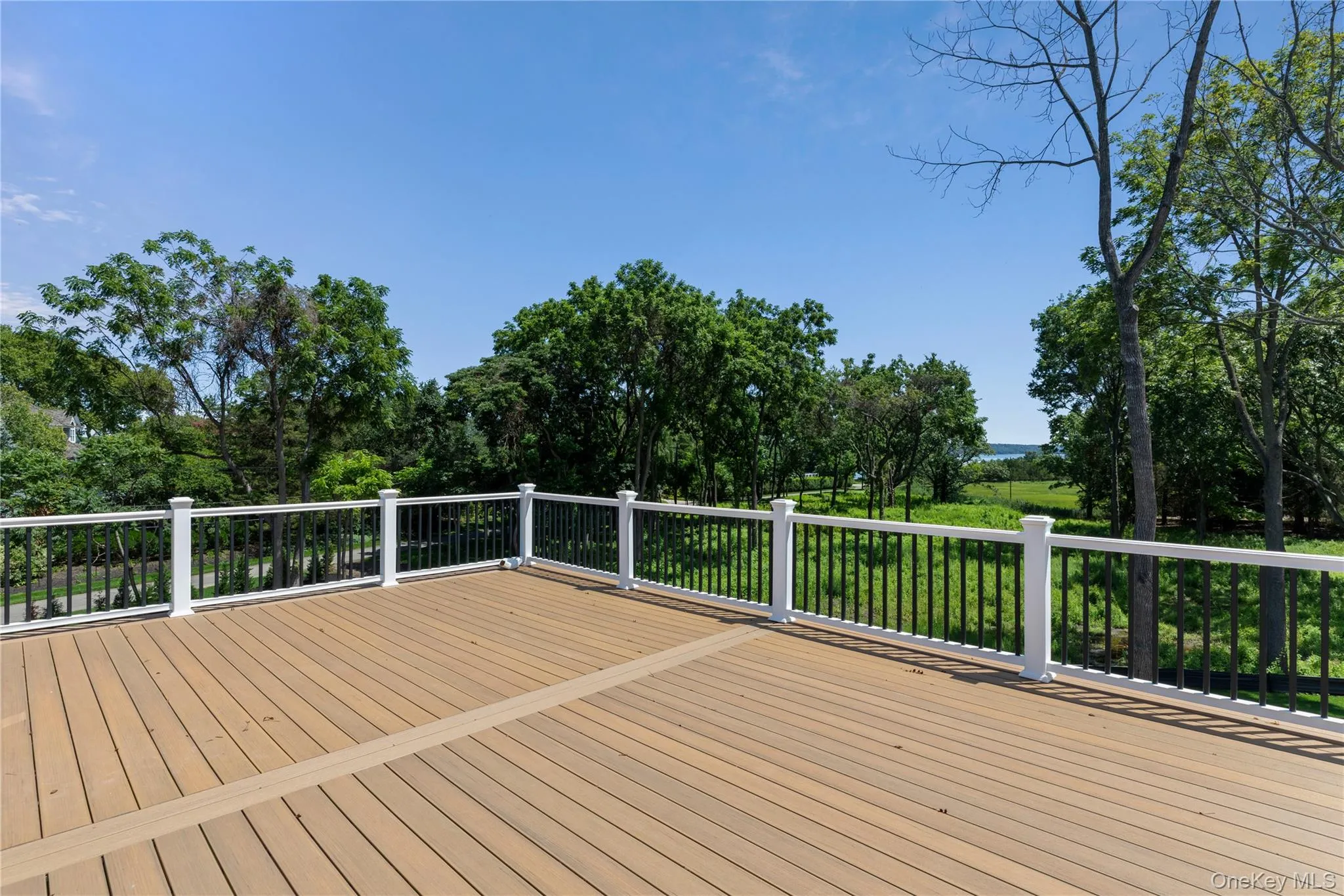 220 Beach Road, Oyster Bay, NY, 7 Bedrooms Bedrooms, 12 Rooms Rooms,9 BathroomsBathrooms,Residential,For Rent,Beach,0,1032317 220 Beach Road, Oyster Bay, NY, 7 Bedrooms Bedrooms, 12 Rooms Rooms,9 BathroomsBathrooms,Residential,For Rent,Beach,0,1032317