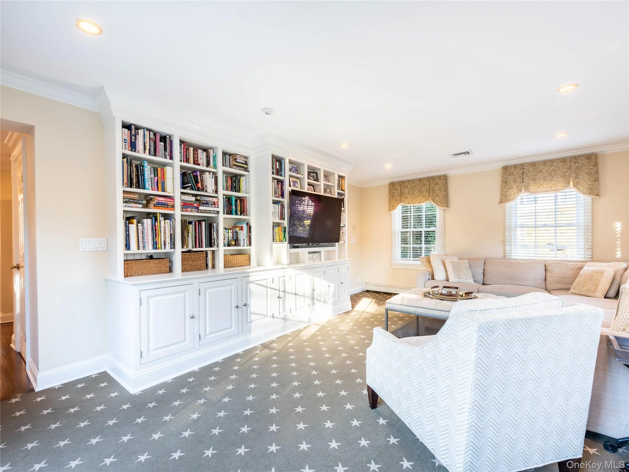 99 Thayer Road, North Hempstead, NY, 3 Bedrooms Bedrooms, 8 Rooms Rooms,3 BathroomsBathrooms,Residential Lease,For Rent,Thayer,0,1032325 99 Thayer Road, North Hempstead, NY, 3 Bedrooms Bedrooms, 8 Rooms Rooms,3 BathroomsBathrooms,Residential Lease,For Rent,Thayer,0,1032325