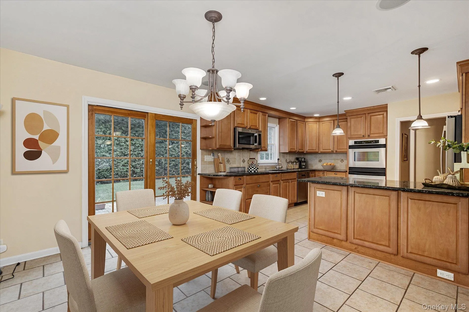 73 Revere Road, North Hempstead, NY, 3 Bedrooms Bedrooms, 7 Rooms Rooms,3 BathroomsBathrooms,Residential,For Rent,Revere,0,1032326 73 Revere Road, North Hempstead, NY, 3 Bedrooms Bedrooms, 7 Rooms Rooms,3 BathroomsBathrooms,Residential,For Rent,Revere,0,1032326