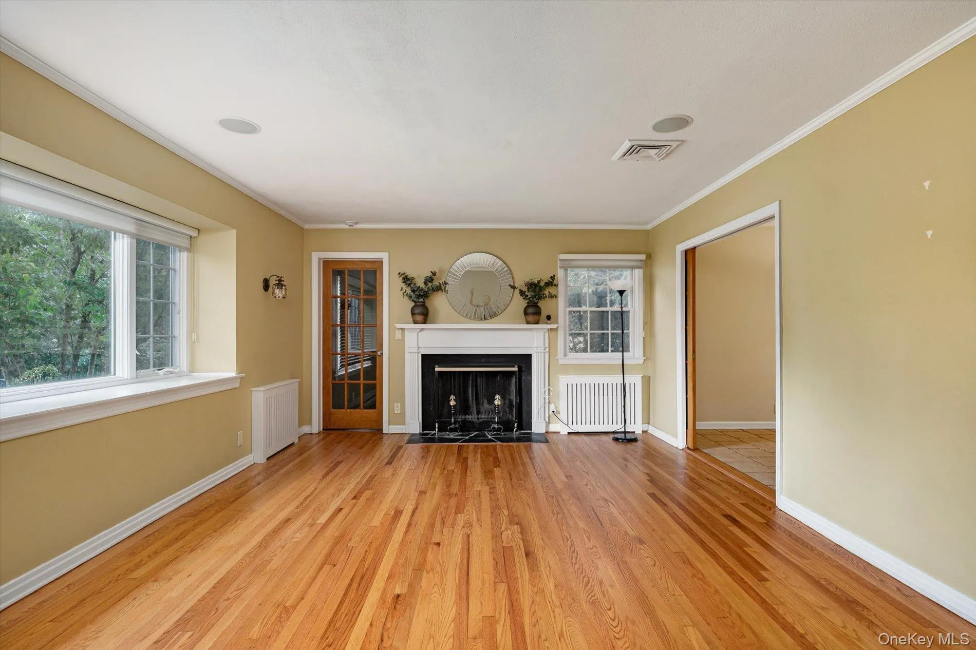 73 Revere Road, North Hempstead, NY, 3 Bedrooms Bedrooms, 7 Rooms Rooms,3 BathroomsBathrooms,Residential,For Rent,Revere,0,1032326 73 Revere Road, North Hempstead, NY, 3 Bedrooms Bedrooms, 7 Rooms Rooms,3 BathroomsBathrooms,Residential,For Rent,Revere,0,1032326