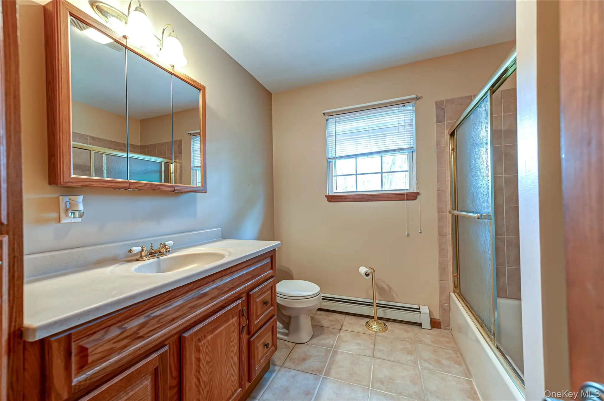 15 Washington Avenue, Brookhaven, NY, 4 Bedrooms Bedrooms, 8 Rooms Rooms,2 BathroomsBathrooms,Residential,For Rent,Washington,0,1032333 15 Washington Avenue, Brookhaven, NY, 4 Bedrooms Bedrooms, 8 Rooms Rooms,2 BathroomsBathrooms,Residential,For Rent,Washington,0,1032333
