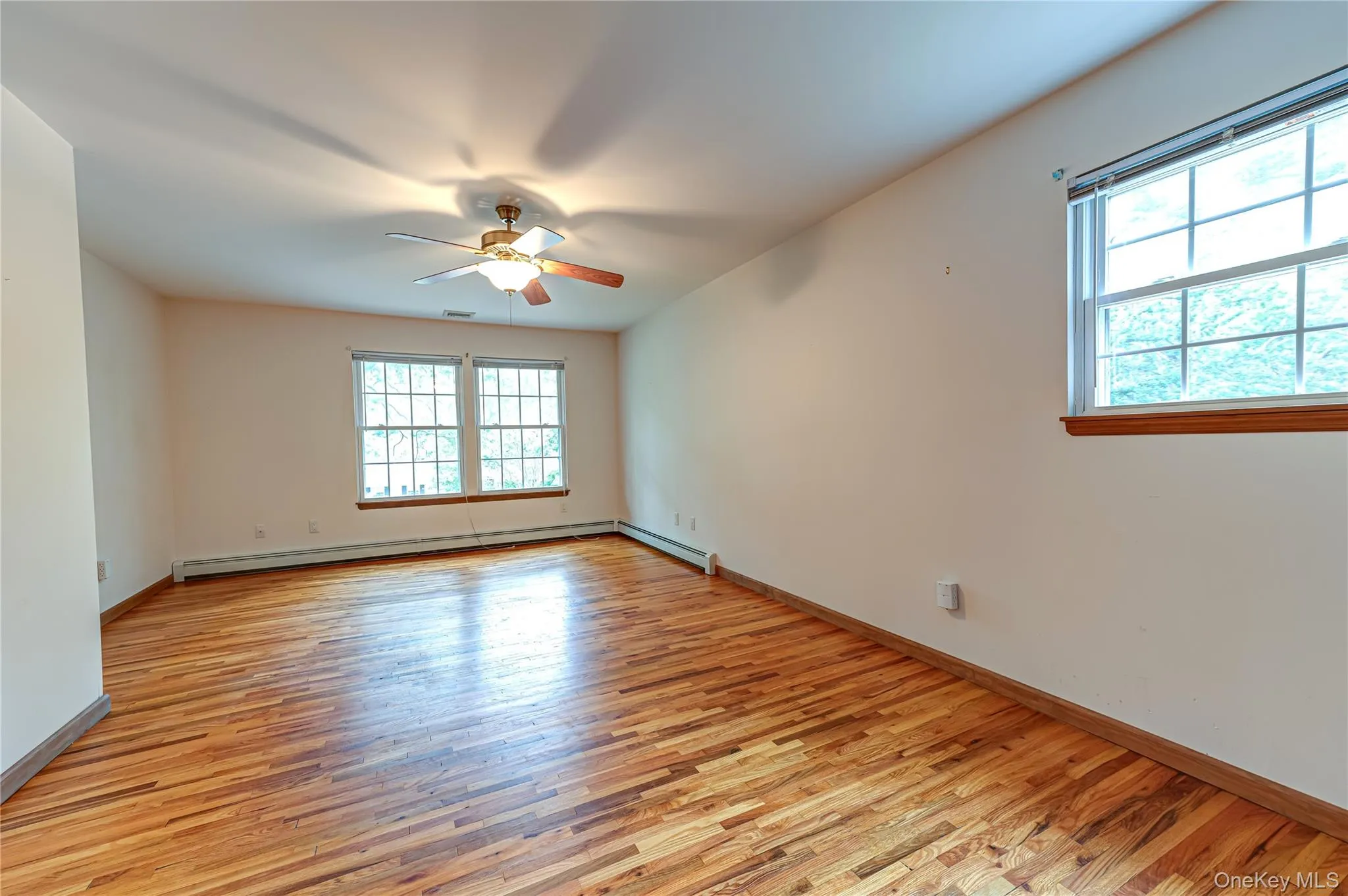15 Washington Avenue, Brookhaven, NY, 4 Bedrooms Bedrooms, 8 Rooms Rooms,2 BathroomsBathrooms,Residential,For Rent,Washington,0,1032333 15 Washington Avenue, Brookhaven, NY, 4 Bedrooms Bedrooms, 8 Rooms Rooms,2 BathroomsBathrooms,Residential,For Rent,Washington,0,1032333