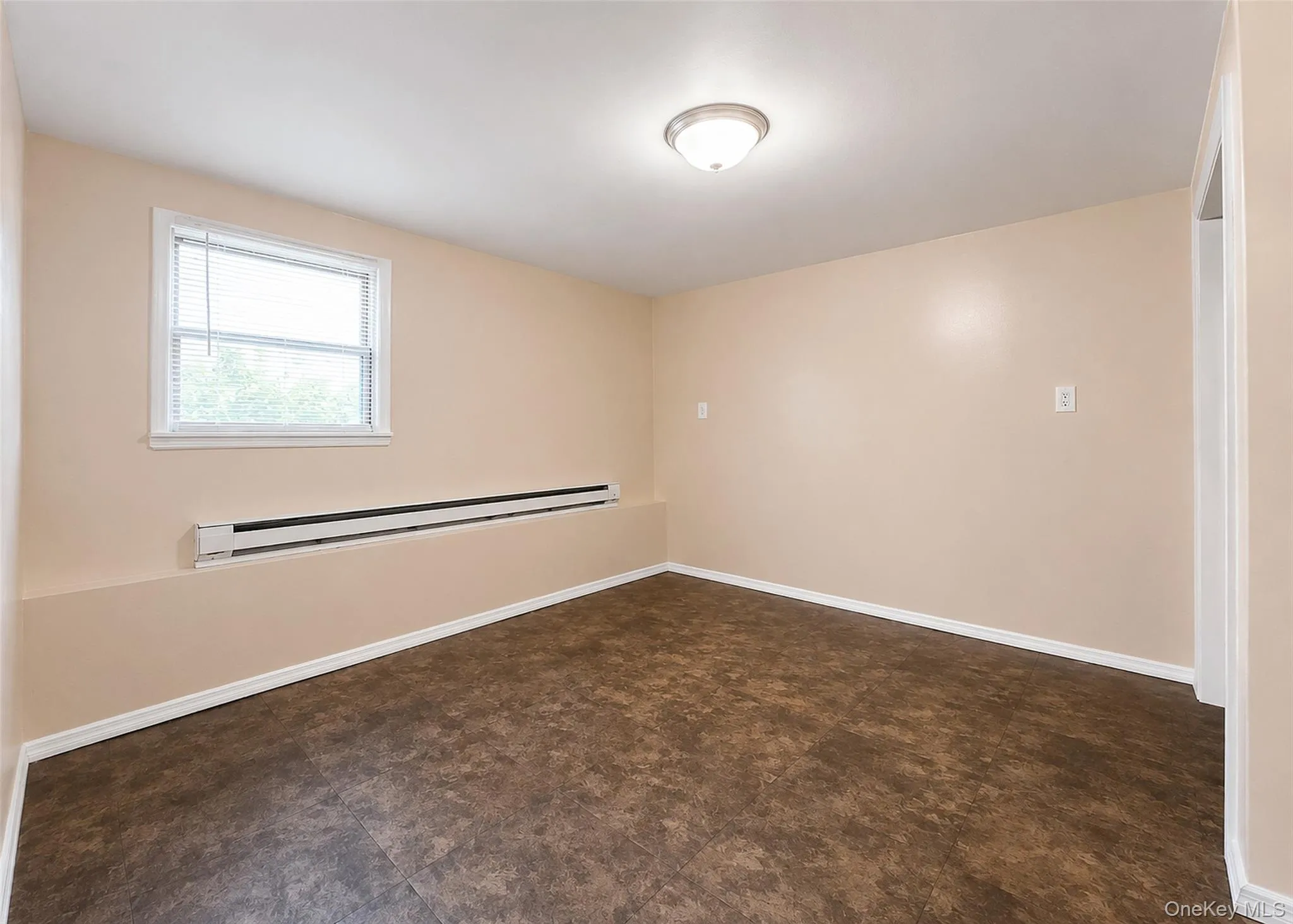 11 Farragut Avenue, Babylon, NY, 4 Bedrooms Bedrooms, 9 Rooms Rooms,2 BathroomsBathrooms,Residential,For Rent,Farragut,0,1032337 11 Farragut Avenue, Babylon, NY, 4 Bedrooms Bedrooms, 9 Rooms Rooms,2 BathroomsBathrooms,Residential,For Rent,Farragut,0,1032337