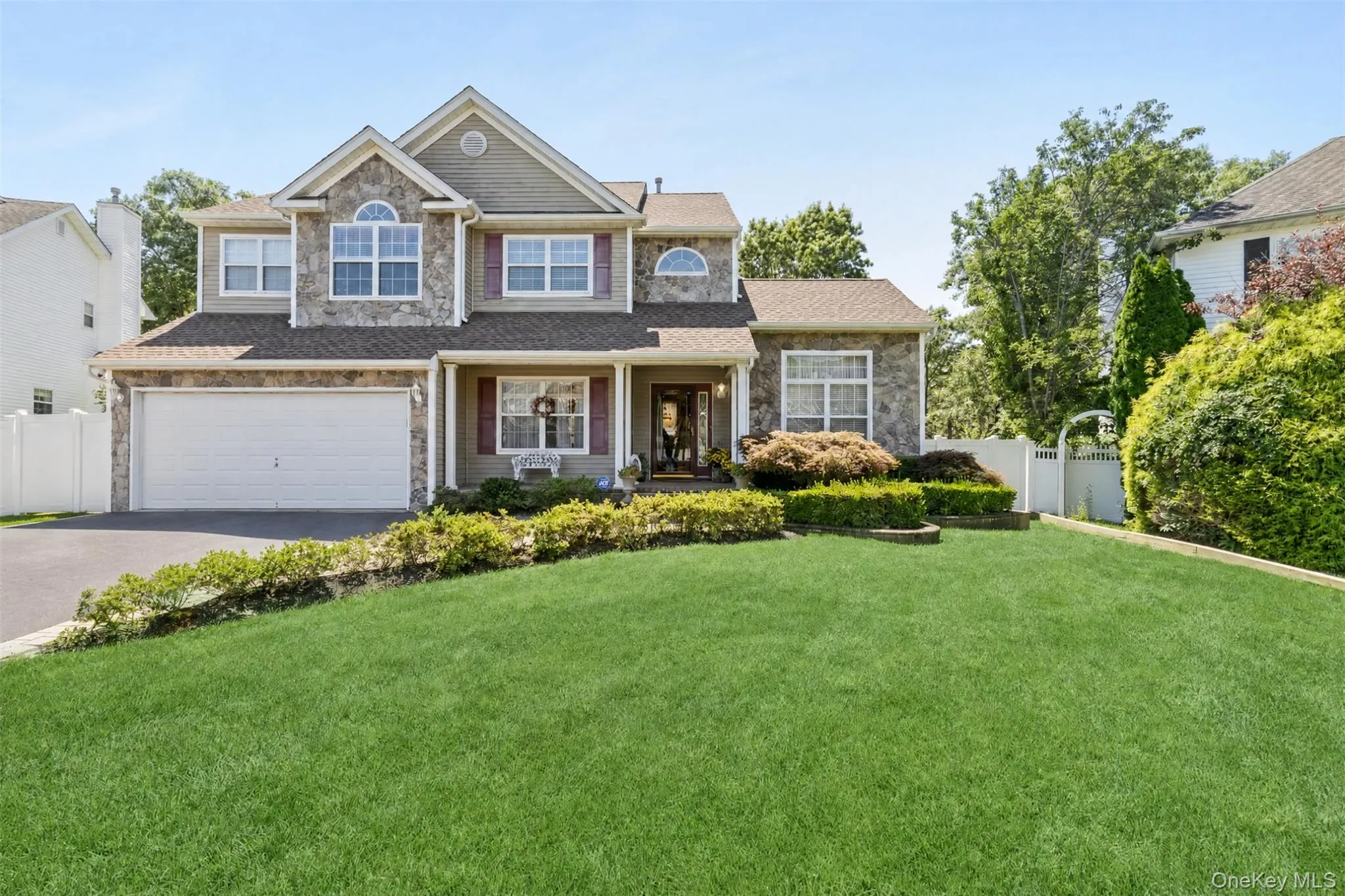 15 Scenicview Crescent, Brookhaven, NY, 4 Bedrooms Bedrooms, 10 Rooms Rooms,2 BathroomsBathrooms,Residential,For Rent,Scenicview,0,1032340 15 Scenicview Crescent, Brookhaven, NY, 4 Bedrooms Bedrooms, 10 Rooms Rooms,2 BathroomsBathrooms,Residential,For Rent,Scenicview,0,1032340