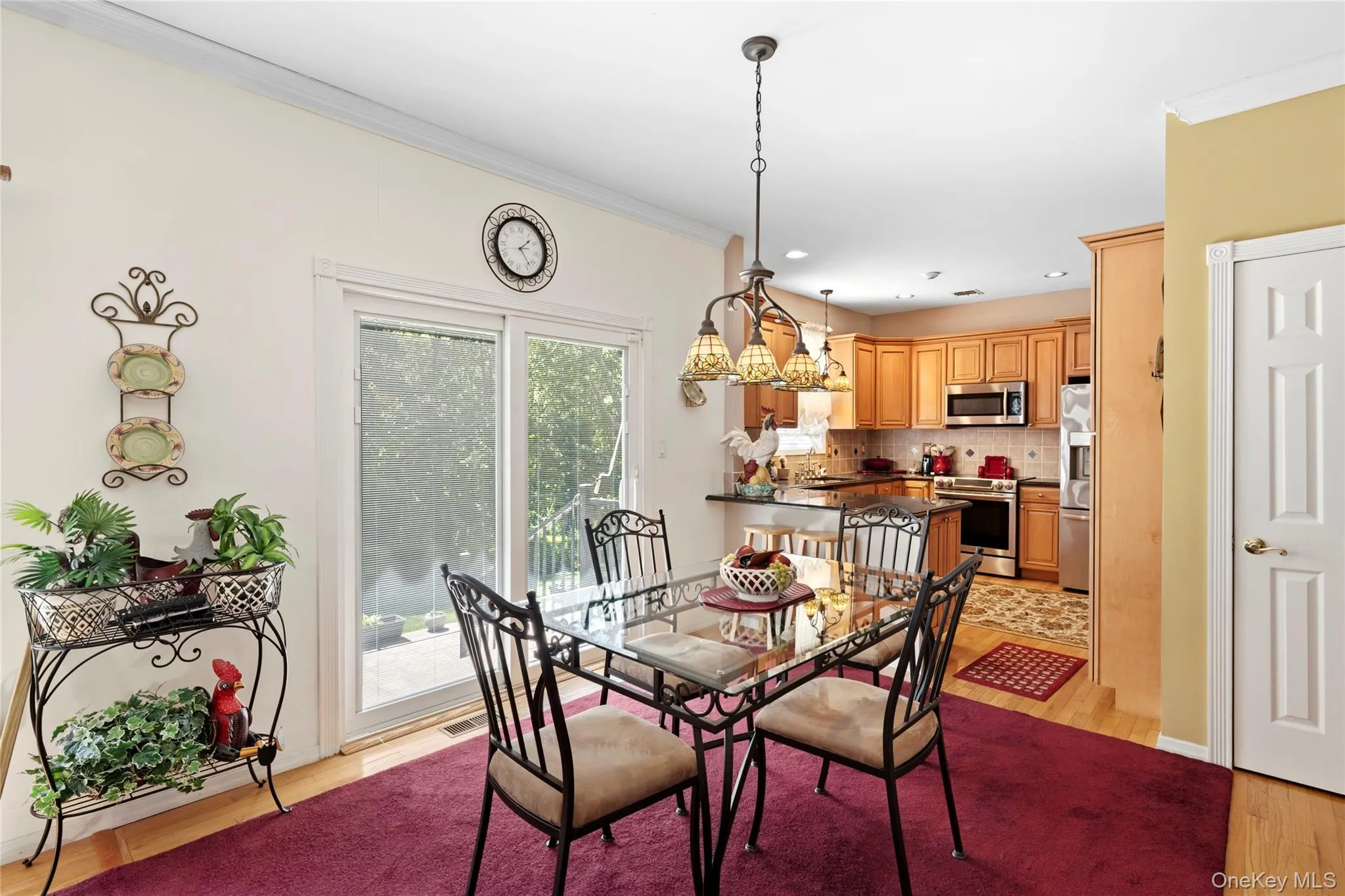 15 Scenicview Crescent, Brookhaven, NY, 4 Bedrooms Bedrooms, 10 Rooms Rooms,2 BathroomsBathrooms,Residential,For Rent,Scenicview,0,1032340 15 Scenicview Crescent, Brookhaven, NY, 4 Bedrooms Bedrooms, 10 Rooms Rooms,2 BathroomsBathrooms,Residential,For Rent,Scenicview,0,1032340