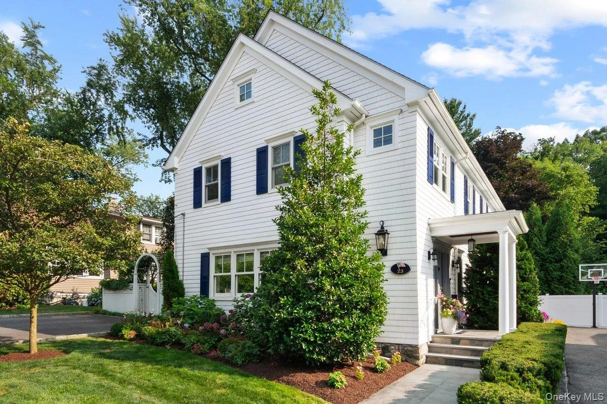 This home benefits from two driveways - a single lane side by side (shared) driveway located to the right of the front door and a two car private driveway to the left of the home. This home benefits from two driveways - a single lane side by side (shared) driveway located to the right of the front door and a two car private driveway to the left of the home.