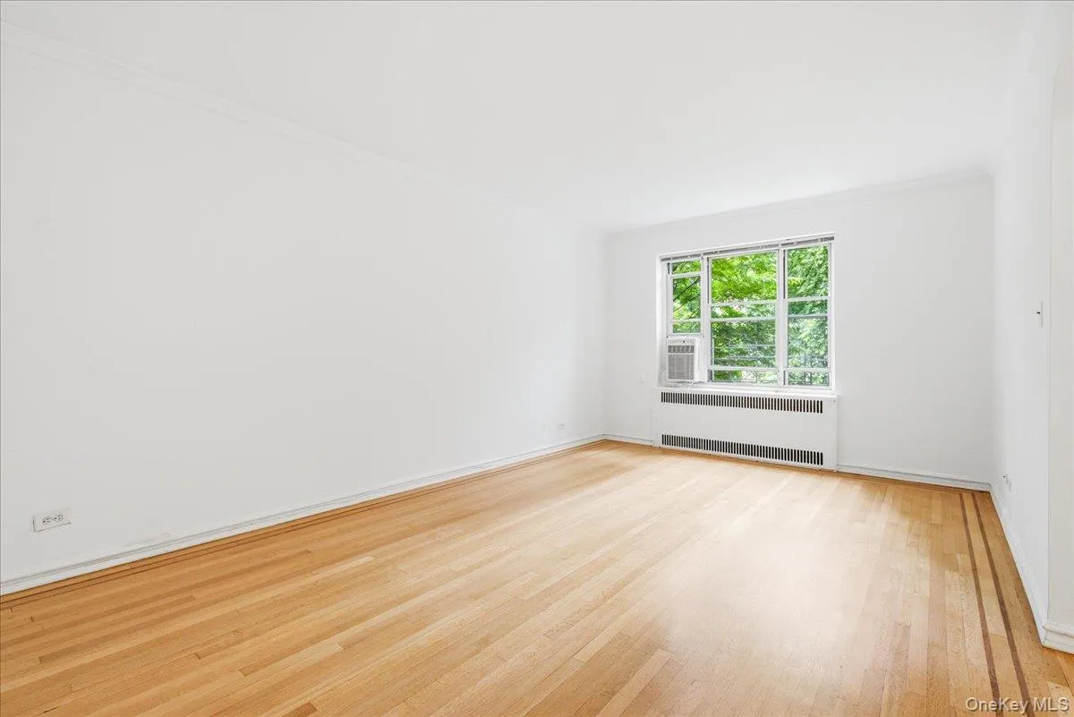 113-14 72nd Road, New York, NY, 1 Bedroom Bedrooms, 4 Rooms Rooms,1 BathroomBathrooms,Residential,For Rent,72nd,0,1032345 113-14 72nd Road, New York, NY, 1 Bedroom Bedrooms, 4 Rooms Rooms,1 BathroomBathrooms,Residential,For Rent,72nd,0,1032345