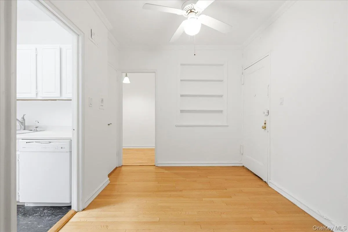 113-14 72nd Road, New York, NY, 1 Bedroom Bedrooms, 4 Rooms Rooms,1 BathroomBathrooms,Residential,For Rent,72nd,0,1032345 113-14 72nd Road, New York, NY, 1 Bedroom Bedrooms, 4 Rooms Rooms,1 BathroomBathrooms,Residential,For Rent,72nd,0,1032345