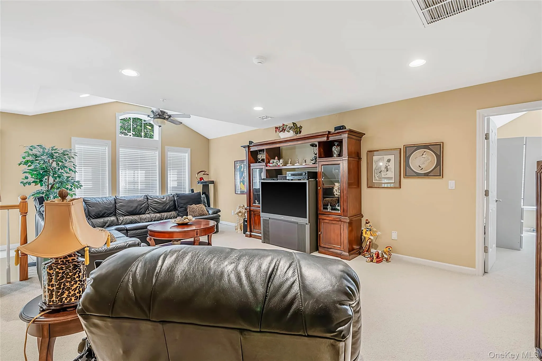 14 Concerto Drive, Brookhaven, NY, 2 Bedrooms Bedrooms, 8 Rooms Rooms,2 BathroomsBathrooms,Residential,For Rent,Concerto,0,1032348 14 Concerto Drive, Brookhaven, NY, 2 Bedrooms Bedrooms, 8 Rooms Rooms,2 BathroomsBathrooms,Residential,For Rent,Concerto,0,1032348
