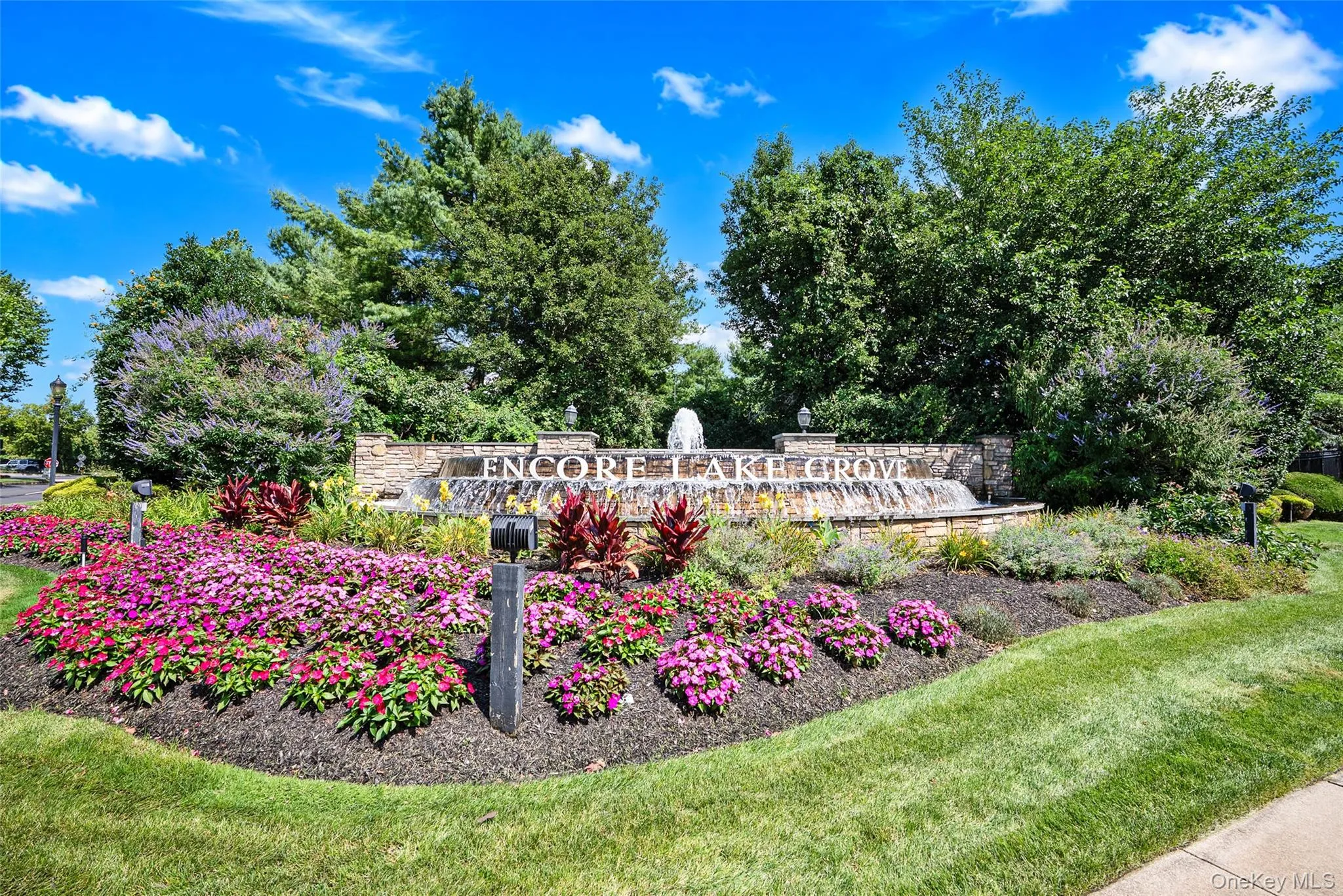 14 Concerto Drive, Brookhaven, NY, 2 Bedrooms Bedrooms, 8 Rooms Rooms,2 BathroomsBathrooms,Residential,For Rent,Concerto,0,1032348 14 Concerto Drive, Brookhaven, NY, 2 Bedrooms Bedrooms, 8 Rooms Rooms,2 BathroomsBathrooms,Residential,For Rent,Concerto,0,1032348