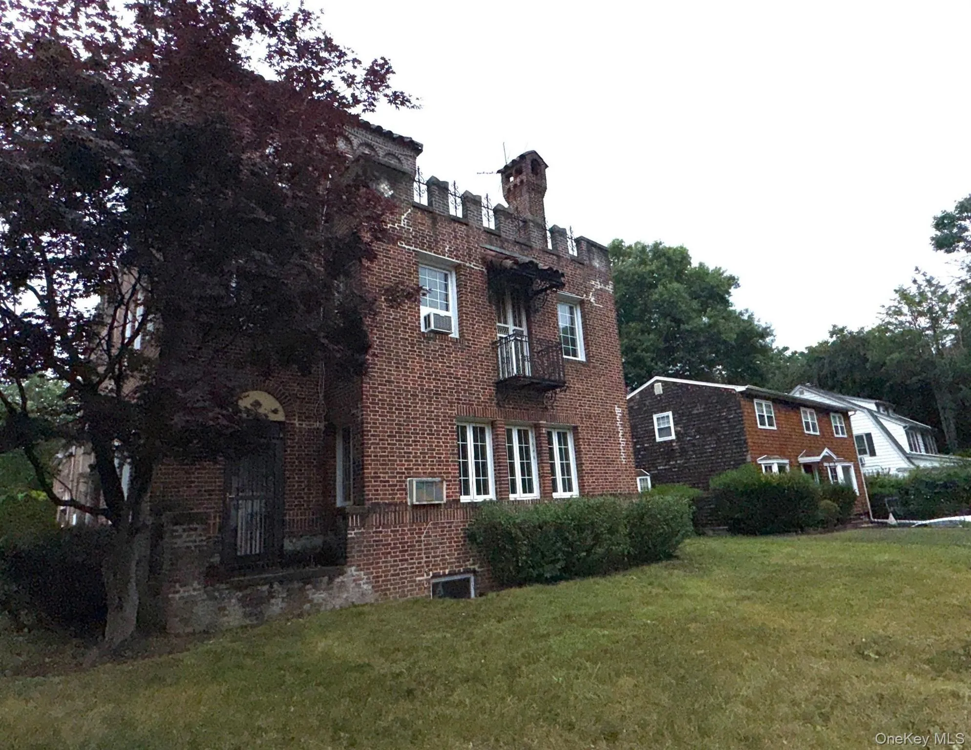 17 Hillside Avenue, North Hempstead, NY, 5 Bedrooms Bedrooms, 10 Rooms Rooms,5 BathroomsBathrooms,Residential,For Rent,Hillside,0,1032354 17 Hillside Avenue, North Hempstead, NY, 5 Bedrooms Bedrooms, 10 Rooms Rooms,5 BathroomsBathrooms,Residential,For Rent,Hillside,0,1032354