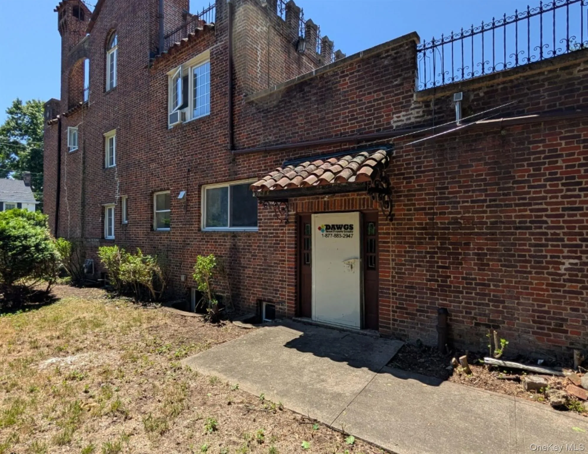 17 Hillside Avenue, North Hempstead, NY, 5 Bedrooms Bedrooms, 10 Rooms Rooms,5 BathroomsBathrooms,Residential,For Rent,Hillside,0,1032354 17 Hillside Avenue, North Hempstead, NY, 5 Bedrooms Bedrooms, 10 Rooms Rooms,5 BathroomsBathrooms,Residential,For Rent,Hillside,0,1032354
