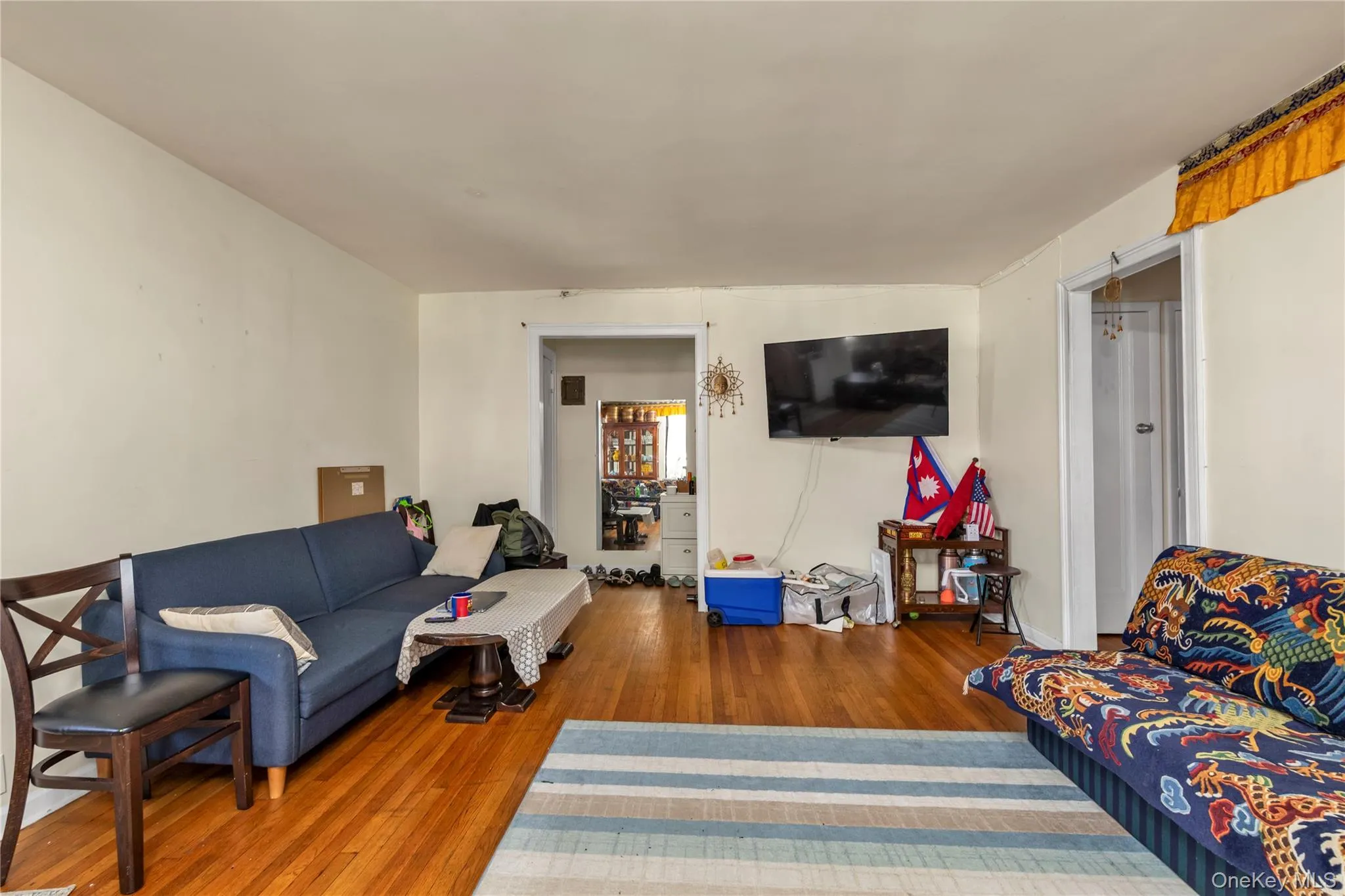42-02 Layton Street, New York, NY, 2 Bedrooms Bedrooms, 3 Rooms Rooms,1 BathroomBathrooms,Residential,For Rent,Layton,0,1032355 42-02 Layton Street, New York, NY, 2 Bedrooms Bedrooms, 3 Rooms Rooms,1 BathroomBathrooms,Residential,For Rent,Layton,0,1032355