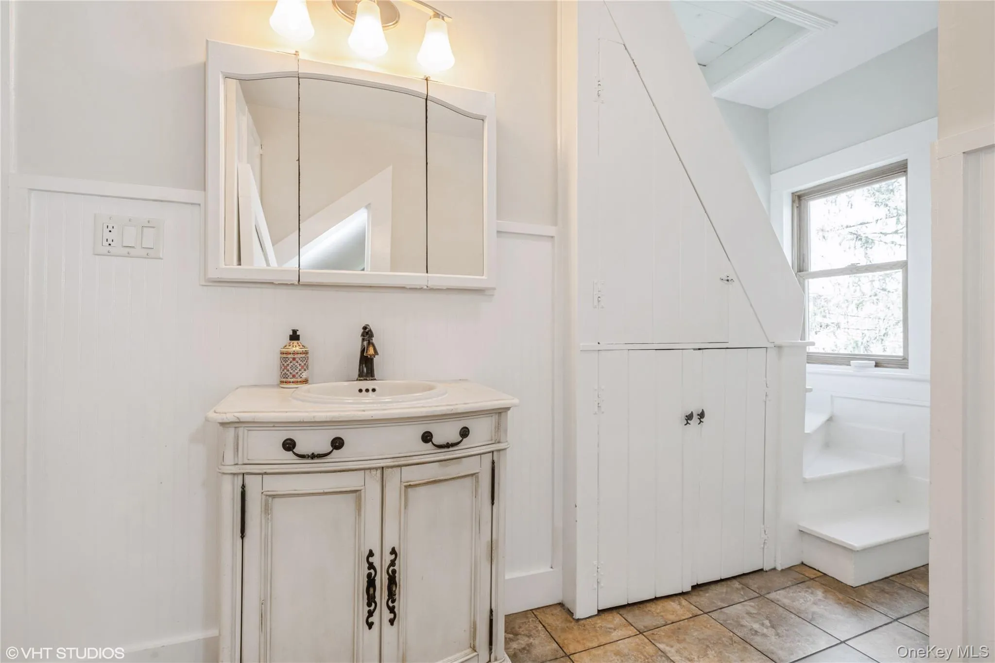 1392 Kings Highway, Chester Town, NY, 2 Bedrooms Bedrooms, 6 Rooms Rooms,1 BathroomBathrooms,Residential Lease,For Rent,Kings,0,1032356 1392 Kings Highway, Chester Town, NY, 2 Bedrooms Bedrooms, 6 Rooms Rooms,1 BathroomBathrooms,Residential Lease,For Rent,Kings,0,1032356