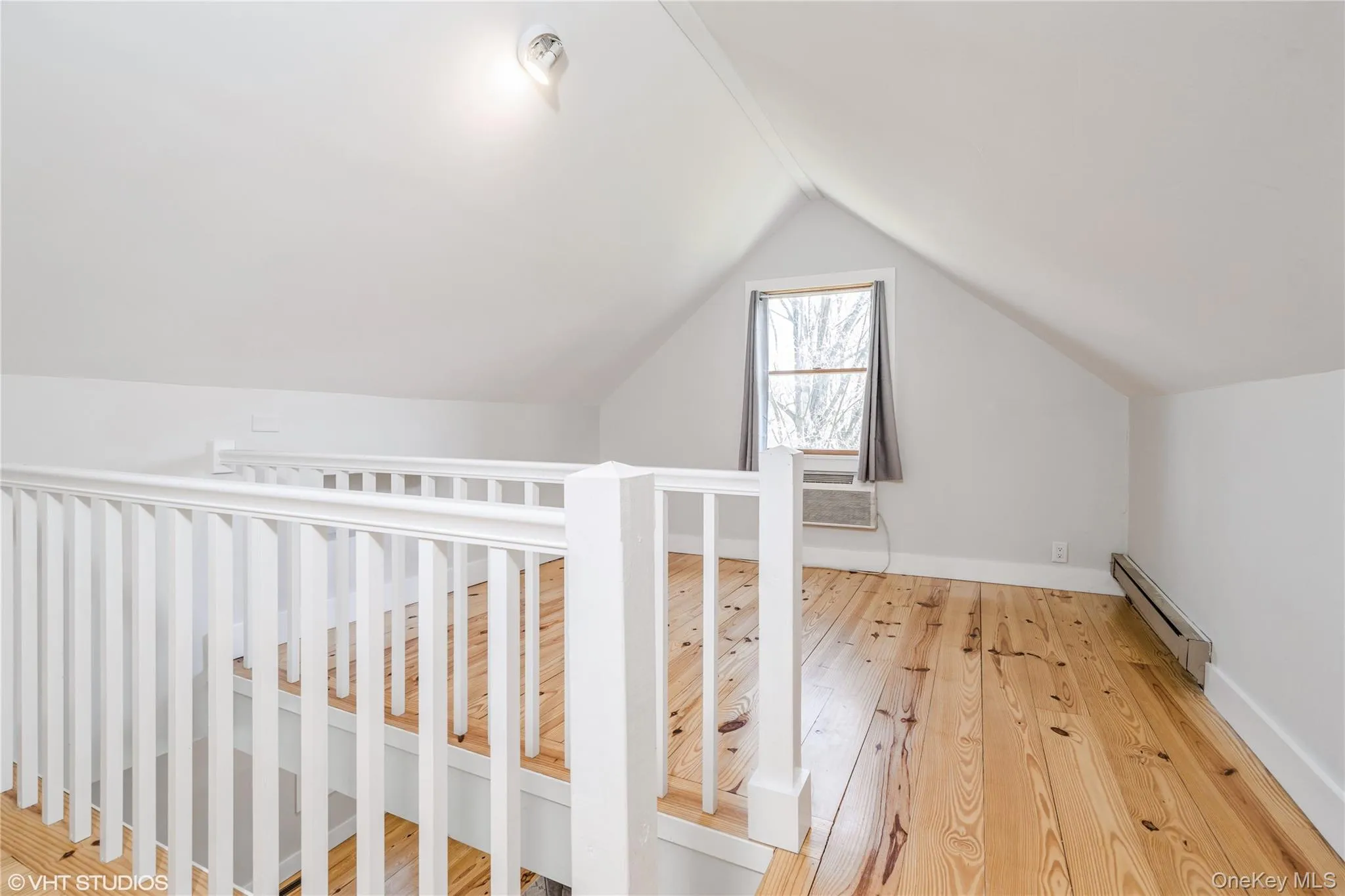 1392 Kings Highway, Chester Town, NY, 2 Bedrooms Bedrooms, 6 Rooms Rooms,1 BathroomBathrooms,Residential Lease,For Rent,Kings,0,1032356 1392 Kings Highway, Chester Town, NY, 2 Bedrooms Bedrooms, 6 Rooms Rooms,1 BathroomBathrooms,Residential Lease,For Rent,Kings,0,1032356