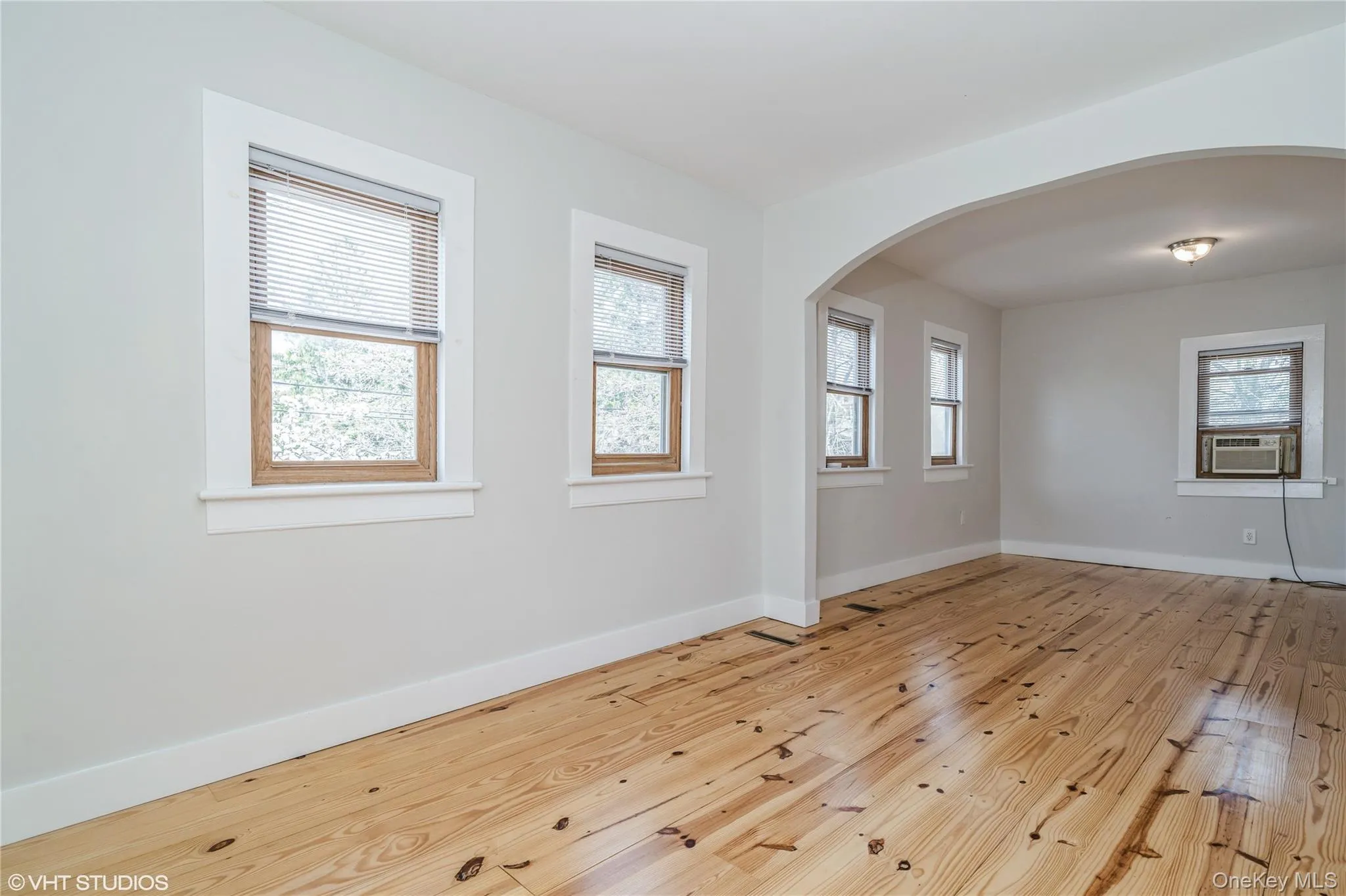 1392 Kings Highway, Chester Town, NY, 2 Bedrooms Bedrooms, 6 Rooms Rooms,1 BathroomBathrooms,Residential Lease,For Rent,Kings,0,1032356 1392 Kings Highway, Chester Town, NY, 2 Bedrooms Bedrooms, 6 Rooms Rooms,1 BathroomBathrooms,Residential Lease,For Rent,Kings,0,1032356