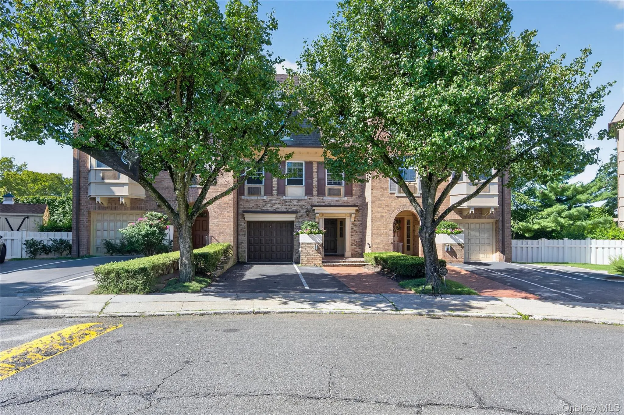 20550 Brian Crescent, New York, NY, 1 Bedroom Bedrooms, 3 Rooms Rooms,1 BathroomBathrooms,Residential,For Rent,Brian,0,1032358 20550 Brian Crescent, New York, NY, 1 Bedroom Bedrooms, 3 Rooms Rooms,1 BathroomBathrooms,Residential,For Rent,Brian,0,1032358