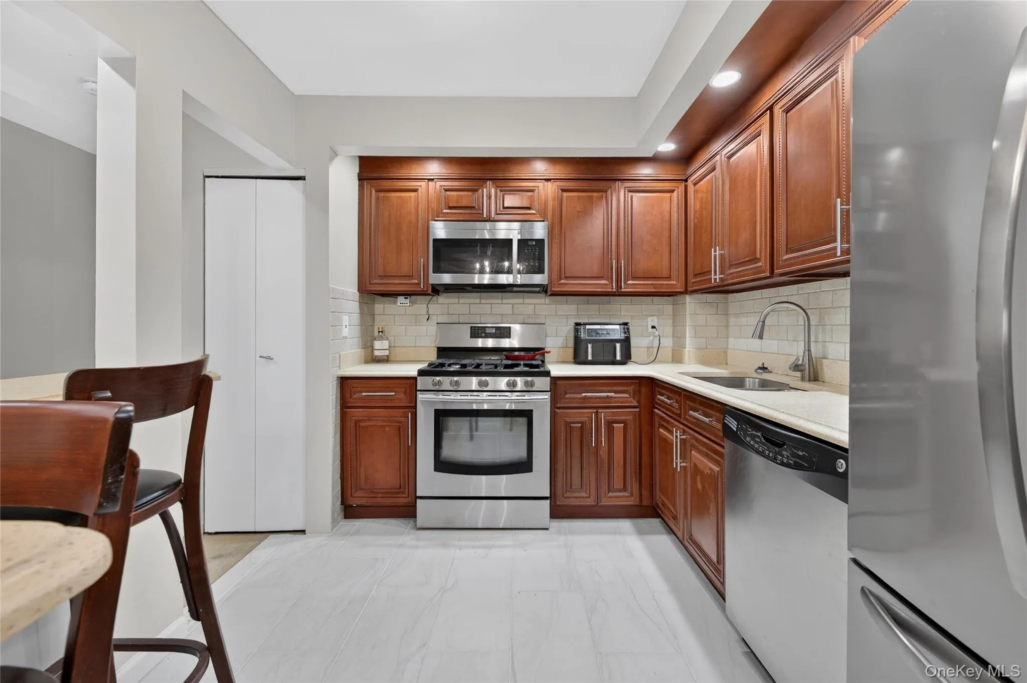20550 Brian Crescent, New York, NY, 1 Bedroom Bedrooms, 3 Rooms Rooms,1 BathroomBathrooms,Residential,For Rent,Brian,0,1032358 20550 Brian Crescent, New York, NY, 1 Bedroom Bedrooms, 3 Rooms Rooms,1 BathroomBathrooms,Residential,For Rent,Brian,0,1032358