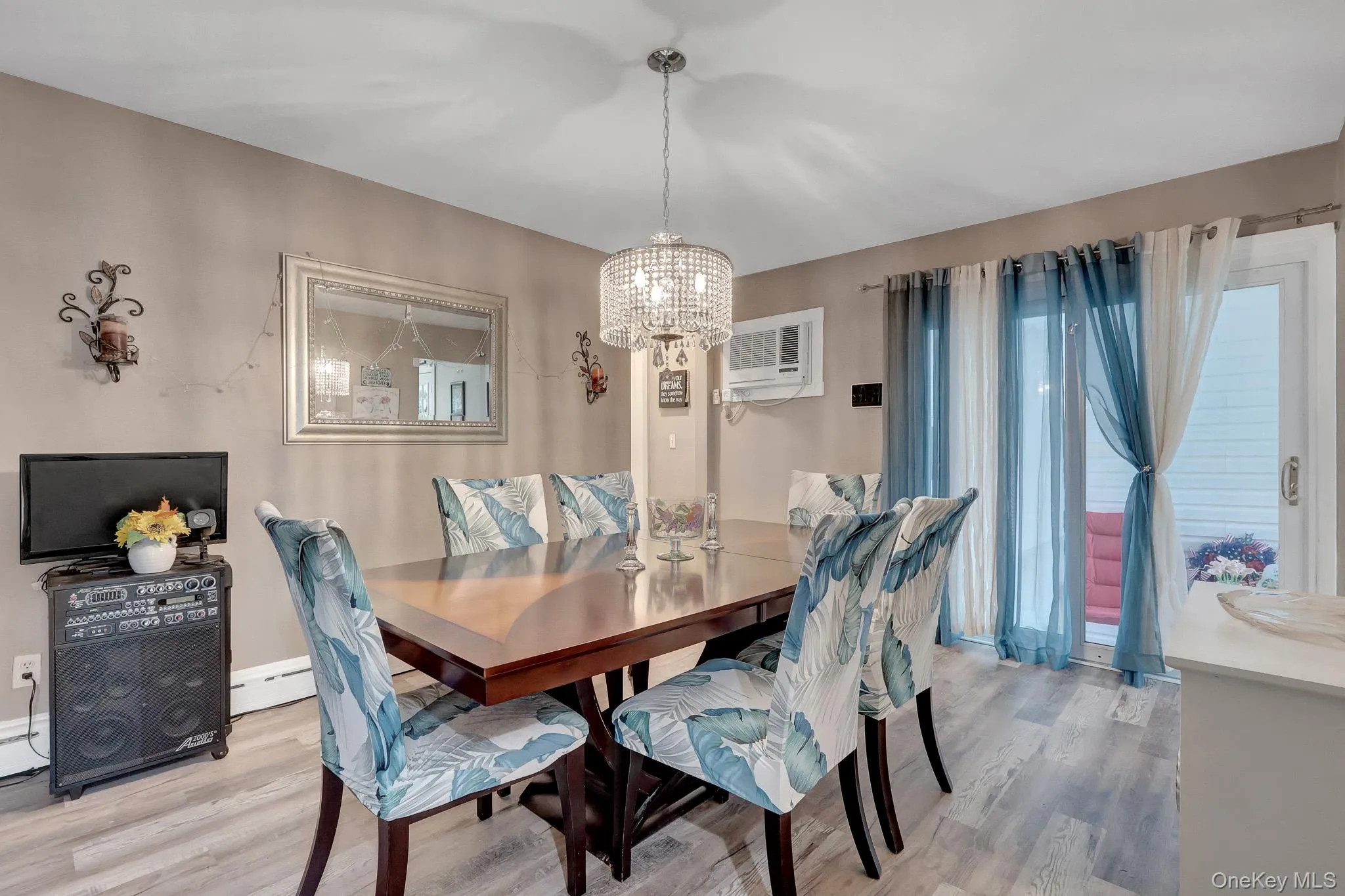 121 Wright Avenue, Babylon, NY, 4 Bedrooms Bedrooms, 7 Rooms Rooms,4 BathroomsBathrooms,Residential,For Rent,Wright,0,1032359 121 Wright Avenue, Babylon, NY, 4 Bedrooms Bedrooms, 7 Rooms Rooms,4 BathroomsBathrooms,Residential,For Rent,Wright,0,1032359