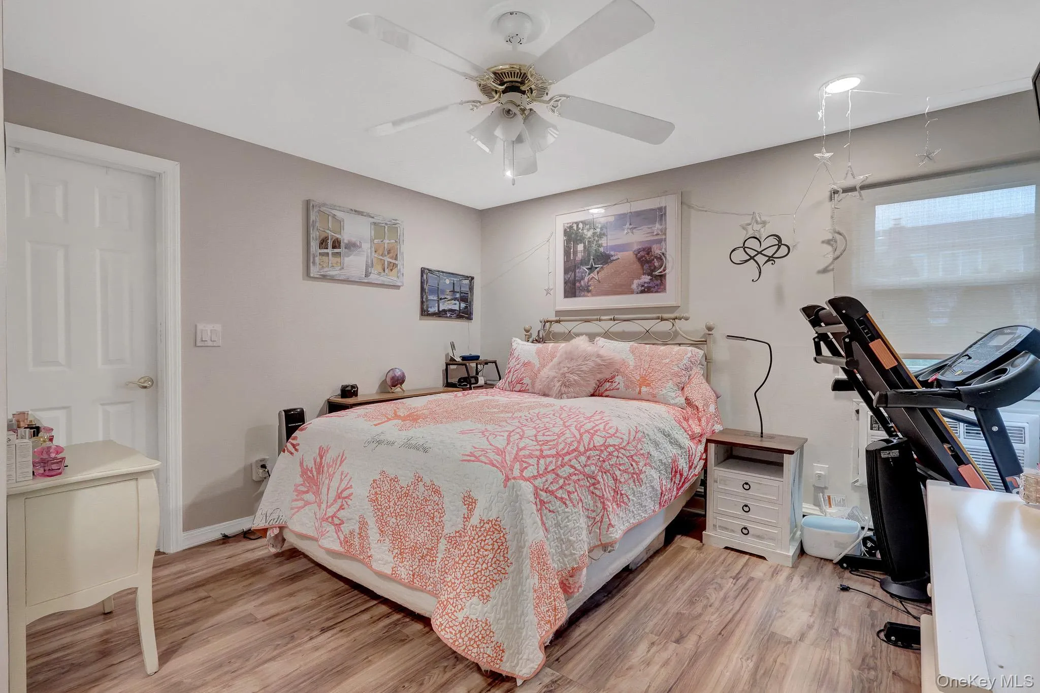 121 Wright Avenue, Babylon, NY, 4 Bedrooms Bedrooms, 7 Rooms Rooms,4 BathroomsBathrooms,Residential,For Rent,Wright,0,1032359 121 Wright Avenue, Babylon, NY, 4 Bedrooms Bedrooms, 7 Rooms Rooms,4 BathroomsBathrooms,Residential,For Rent,Wright,0,1032359