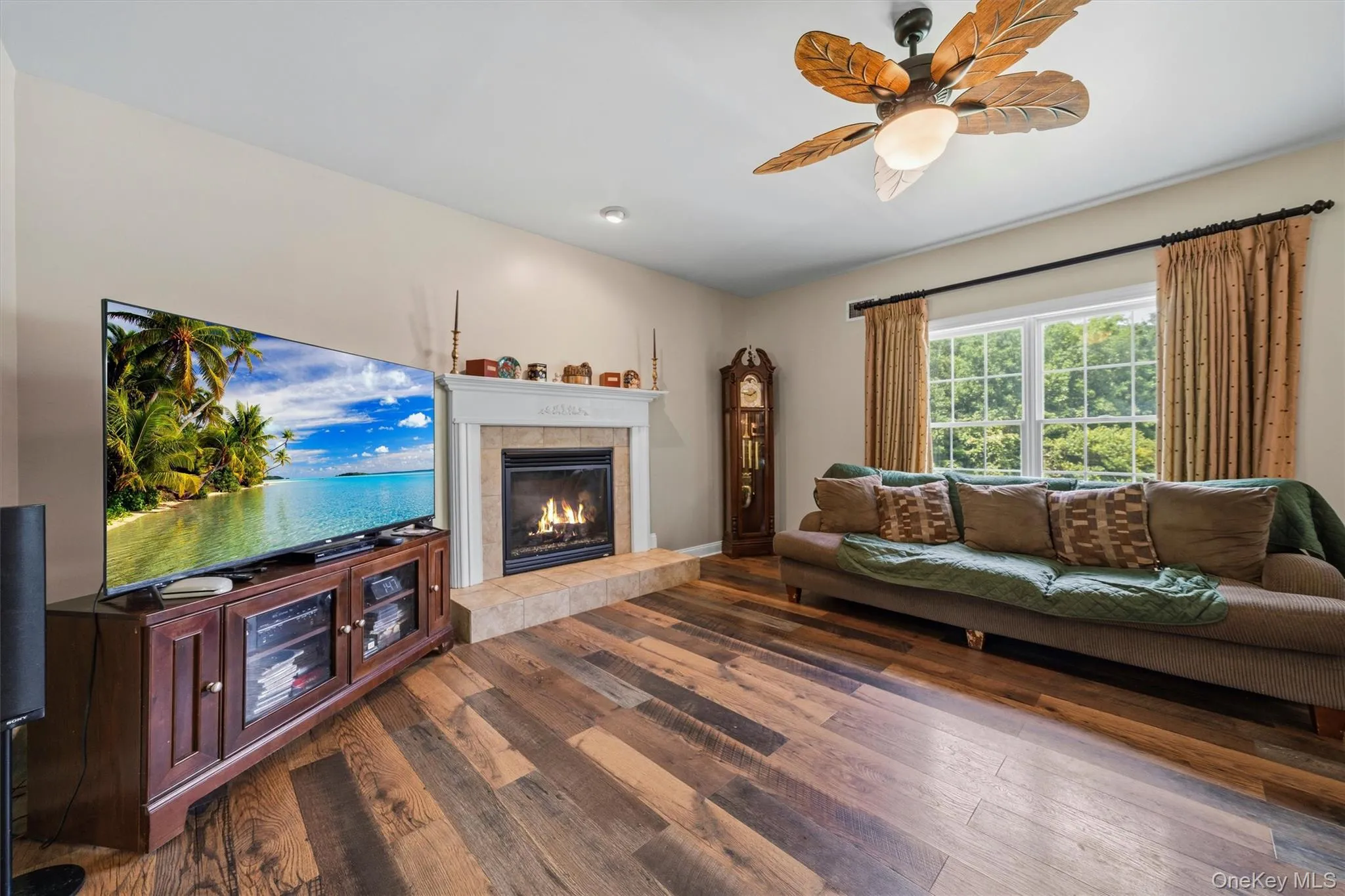 7 Seaman Court, Woodbury, NY, 4 Bedrooms Bedrooms, 11 Rooms Rooms,2 BathroomsBathrooms,Residential,For Rent,Seaman,0,1032361 7 Seaman Court, Woodbury, NY, 4 Bedrooms Bedrooms, 11 Rooms Rooms,2 BathroomsBathrooms,Residential,For Rent,Seaman,0,1032361