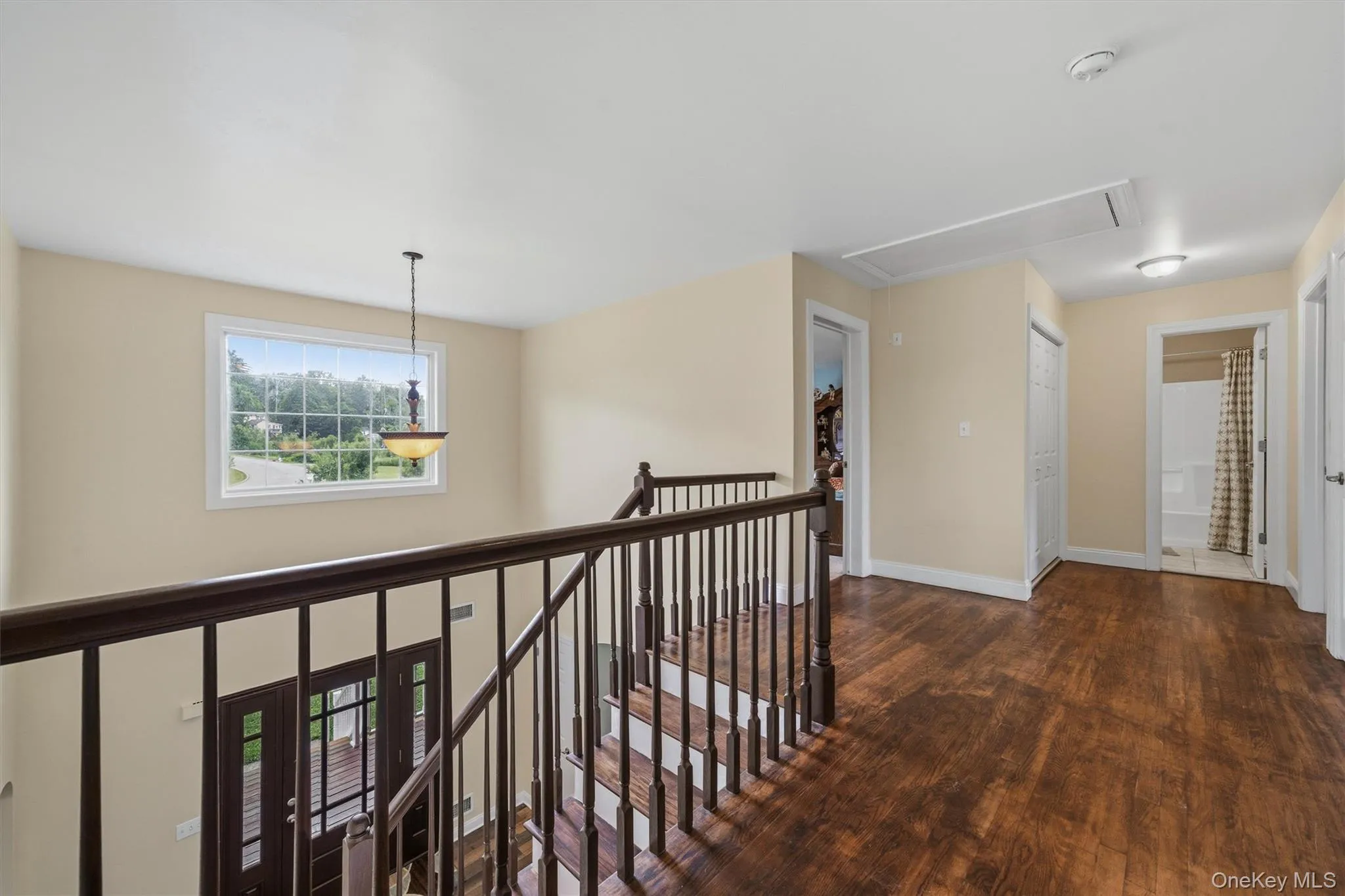 7 Seaman Court, Woodbury, NY, 4 Bedrooms Bedrooms, 11 Rooms Rooms,2 BathroomsBathrooms,Residential,For Rent,Seaman,0,1032361 7 Seaman Court, Woodbury, NY, 4 Bedrooms Bedrooms, 11 Rooms Rooms,2 BathroomsBathrooms,Residential,For Rent,Seaman,0,1032361