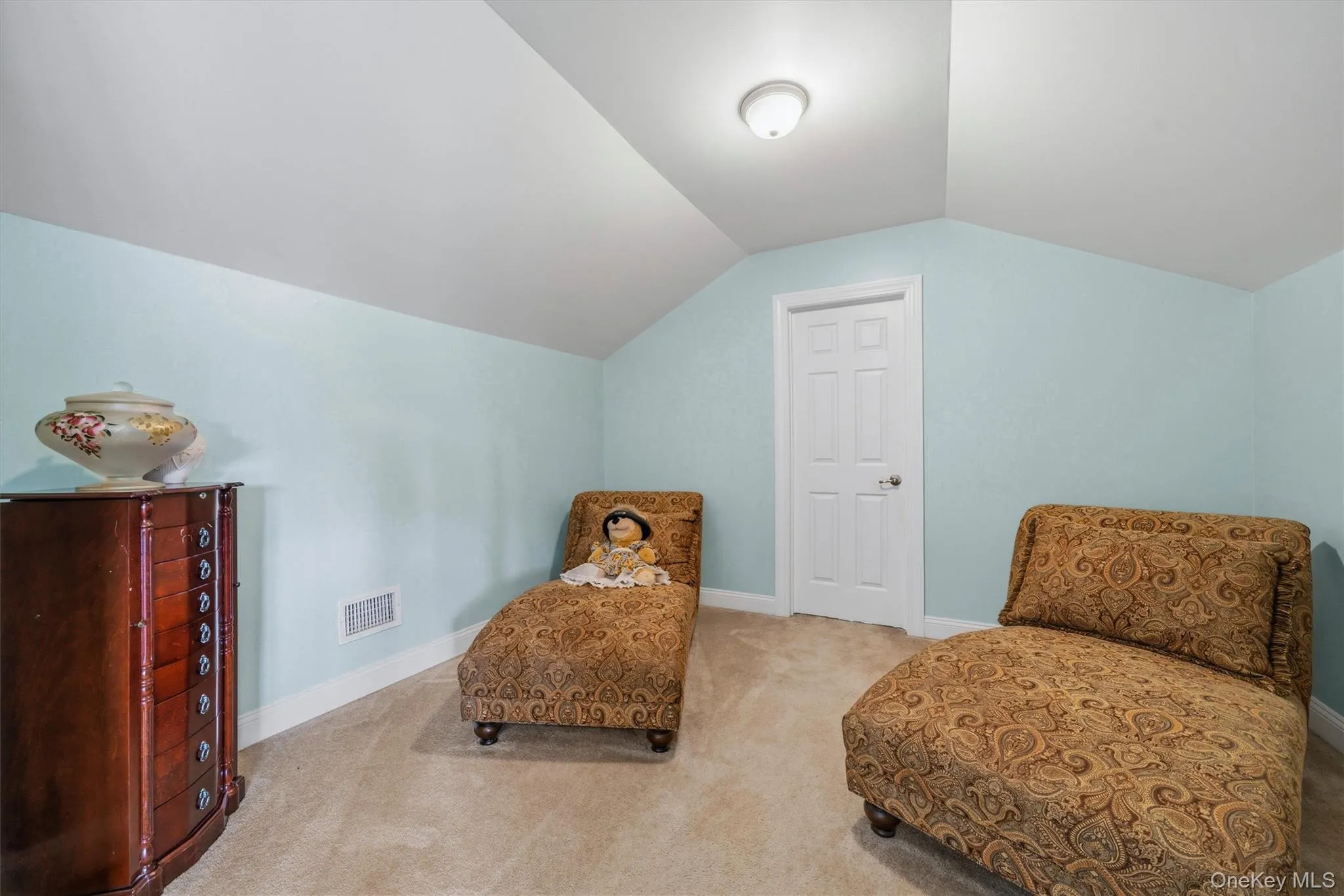 7 Seaman Court, Woodbury, NY, 4 Bedrooms Bedrooms, 11 Rooms Rooms,2 BathroomsBathrooms,Residential,For Rent,Seaman,0,1032361 7 Seaman Court, Woodbury, NY, 4 Bedrooms Bedrooms, 11 Rooms Rooms,2 BathroomsBathrooms,Residential,For Rent,Seaman,0,1032361