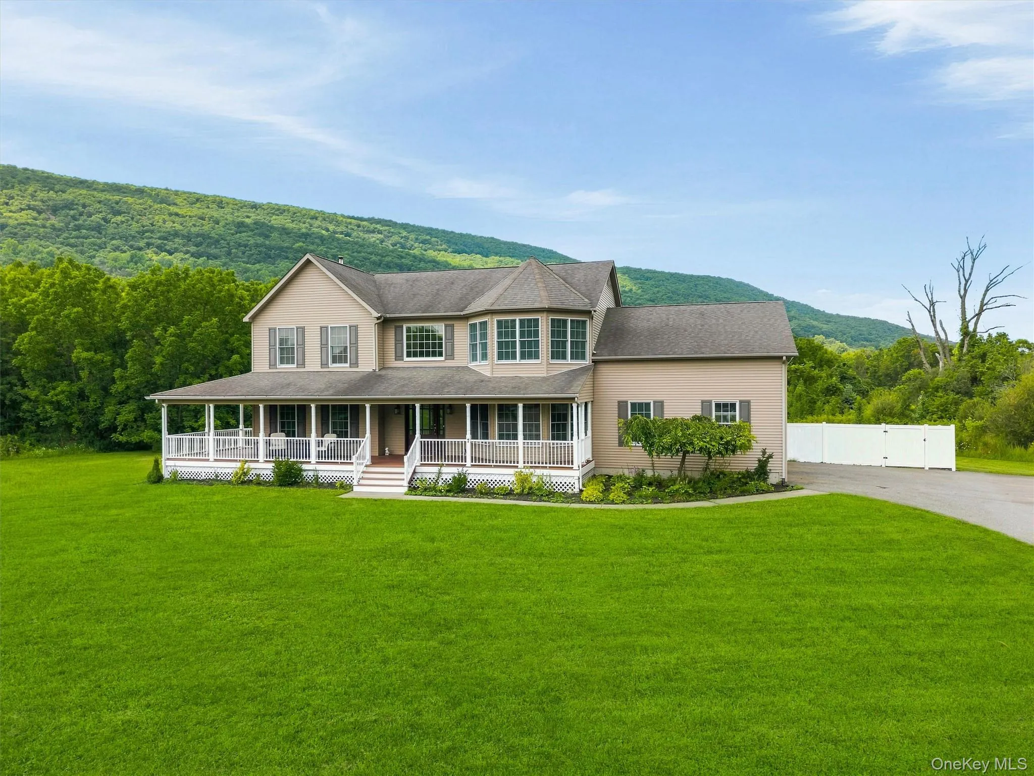 7 Seaman Court, Woodbury, NY, 4 Bedrooms Bedrooms, 11 Rooms Rooms,2 BathroomsBathrooms,Residential,For Rent,Seaman,0,1032361 7 Seaman Court, Woodbury, NY, 4 Bedrooms Bedrooms, 11 Rooms Rooms,2 BathroomsBathrooms,Residential,For Rent,Seaman,0,1032361
