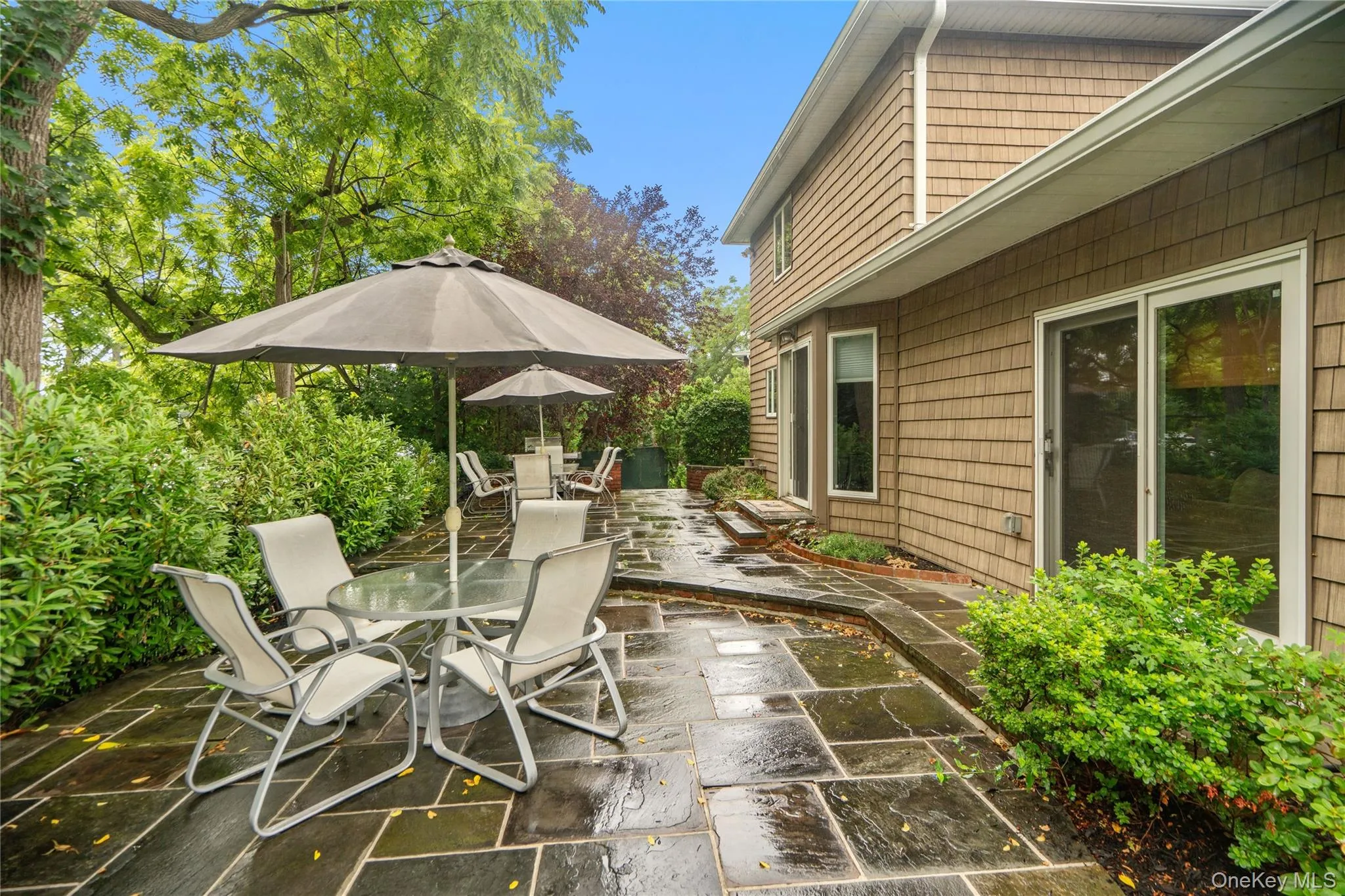15 Hunt Court, North Hempstead, NY, 5 Bedrooms Bedrooms, 11 Rooms Rooms,2 BathroomsBathrooms,Residential,For Rent,Hunt,0,1032368 15 Hunt Court, North Hempstead, NY, 5 Bedrooms Bedrooms, 11 Rooms Rooms,2 BathroomsBathrooms,Residential,For Rent,Hunt,0,1032368