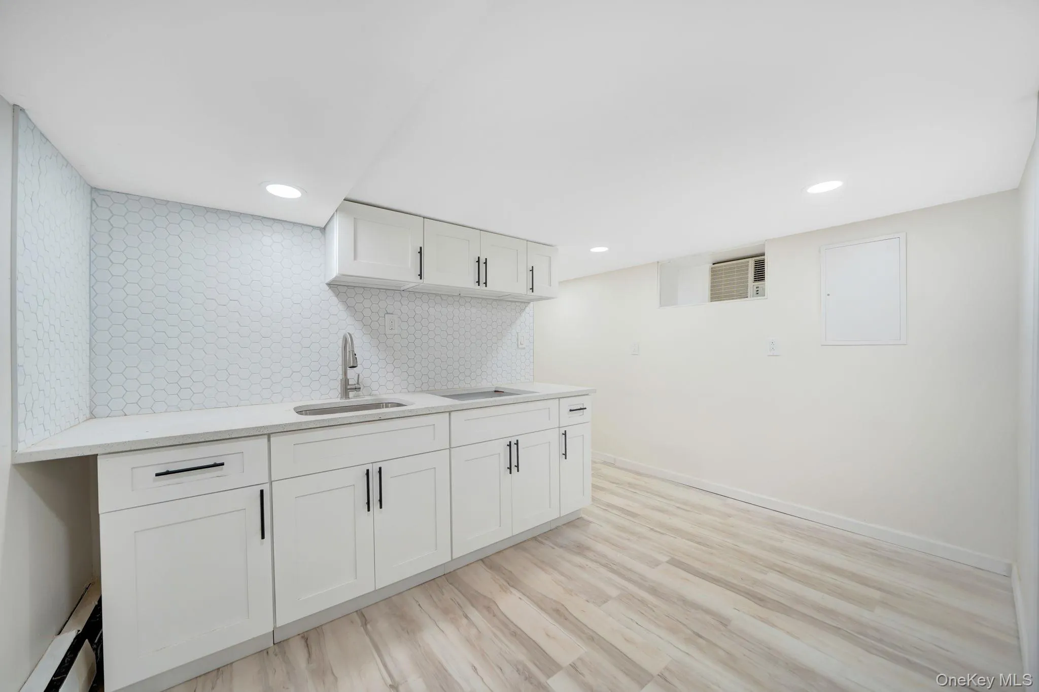 1852 34th Street, New York, NY, 3 Bedrooms Bedrooms, 6 Rooms Rooms,2 BathroomsBathrooms,Residential,For Rent,34th,0,1032375 1852 34th Street, New York, NY, 3 Bedrooms Bedrooms, 6 Rooms Rooms,2 BathroomsBathrooms,Residential,For Rent,34th,0,1032375