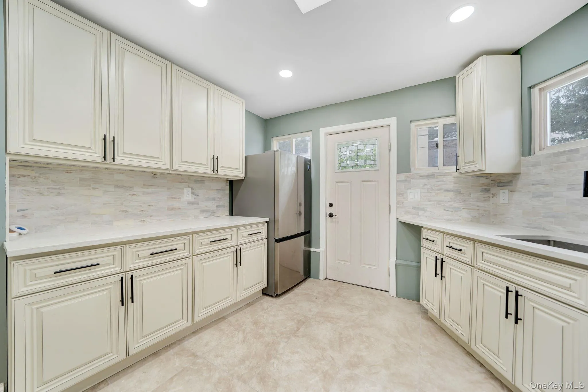 1852 34th Street, New York, NY, 3 Bedrooms Bedrooms, 6 Rooms Rooms,2 BathroomsBathrooms,Residential,For Rent,34th,0,1032375 1852 34th Street, New York, NY, 3 Bedrooms Bedrooms, 6 Rooms Rooms,2 BathroomsBathrooms,Residential,For Rent,34th,0,1032375