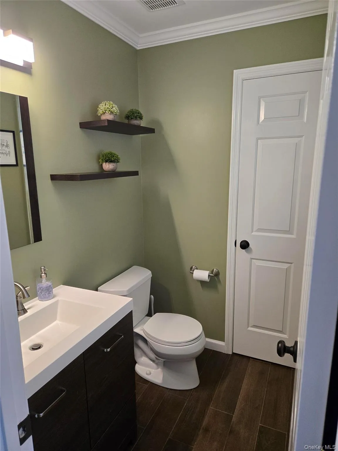 36 Grandview Drive, Carmel, NY, 1 Bedroom Bedrooms, 5 Rooms Rooms,1 BathroomBathrooms,Residential,For Rent,Grandview,0,1032378 36 Grandview Drive, Carmel, NY, 1 Bedroom Bedrooms, 5 Rooms Rooms,1 BathroomBathrooms,Residential,For Rent,Grandview,0,1032378
