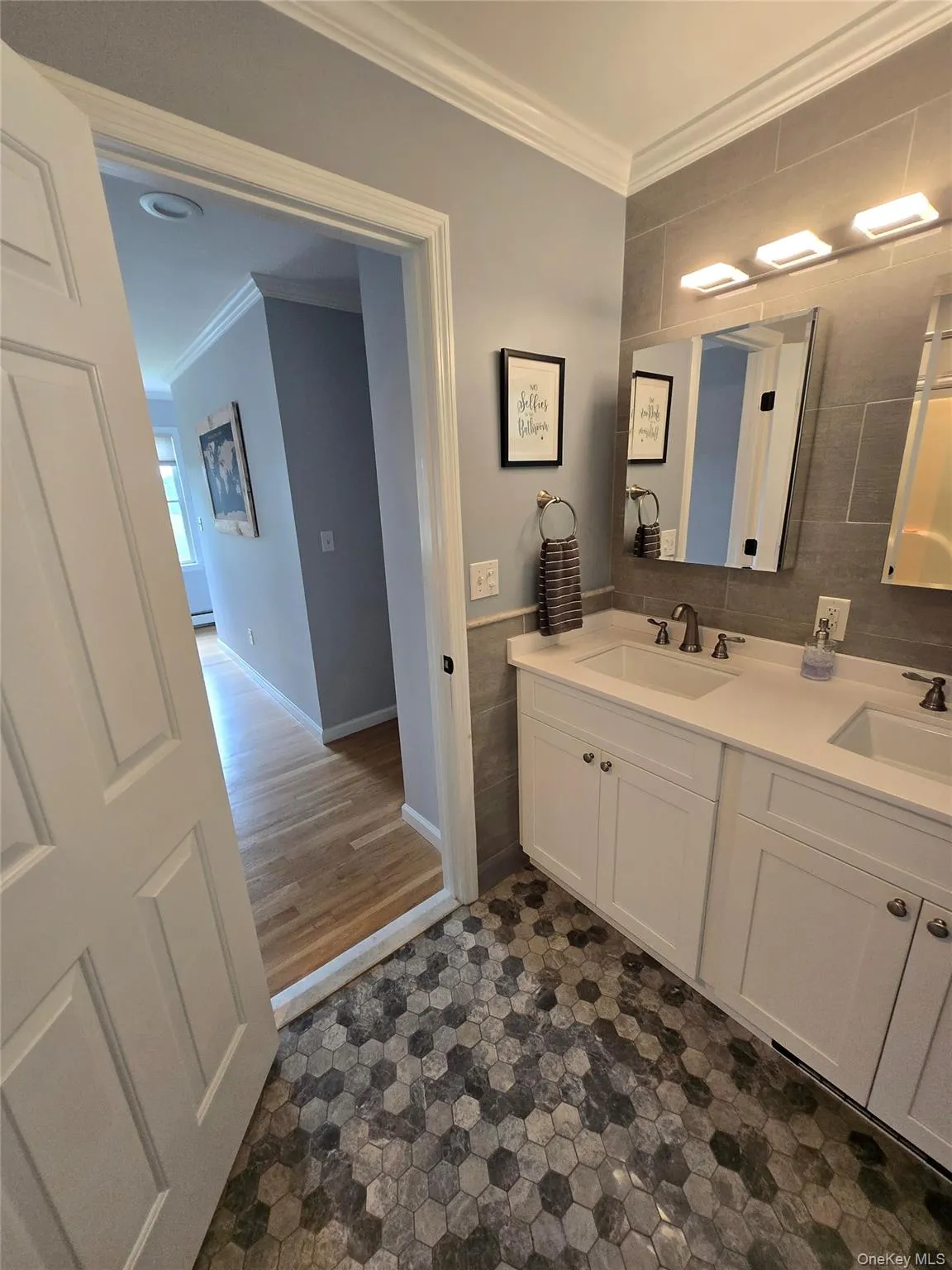 36 Grandview Drive, Carmel, NY, 1 Bedroom Bedrooms, 5 Rooms Rooms,1 BathroomBathrooms,Residential,For Rent,Grandview,0,1032378 36 Grandview Drive, Carmel, NY, 1 Bedroom Bedrooms, 5 Rooms Rooms,1 BathroomBathrooms,Residential,For Rent,Grandview,0,1032378