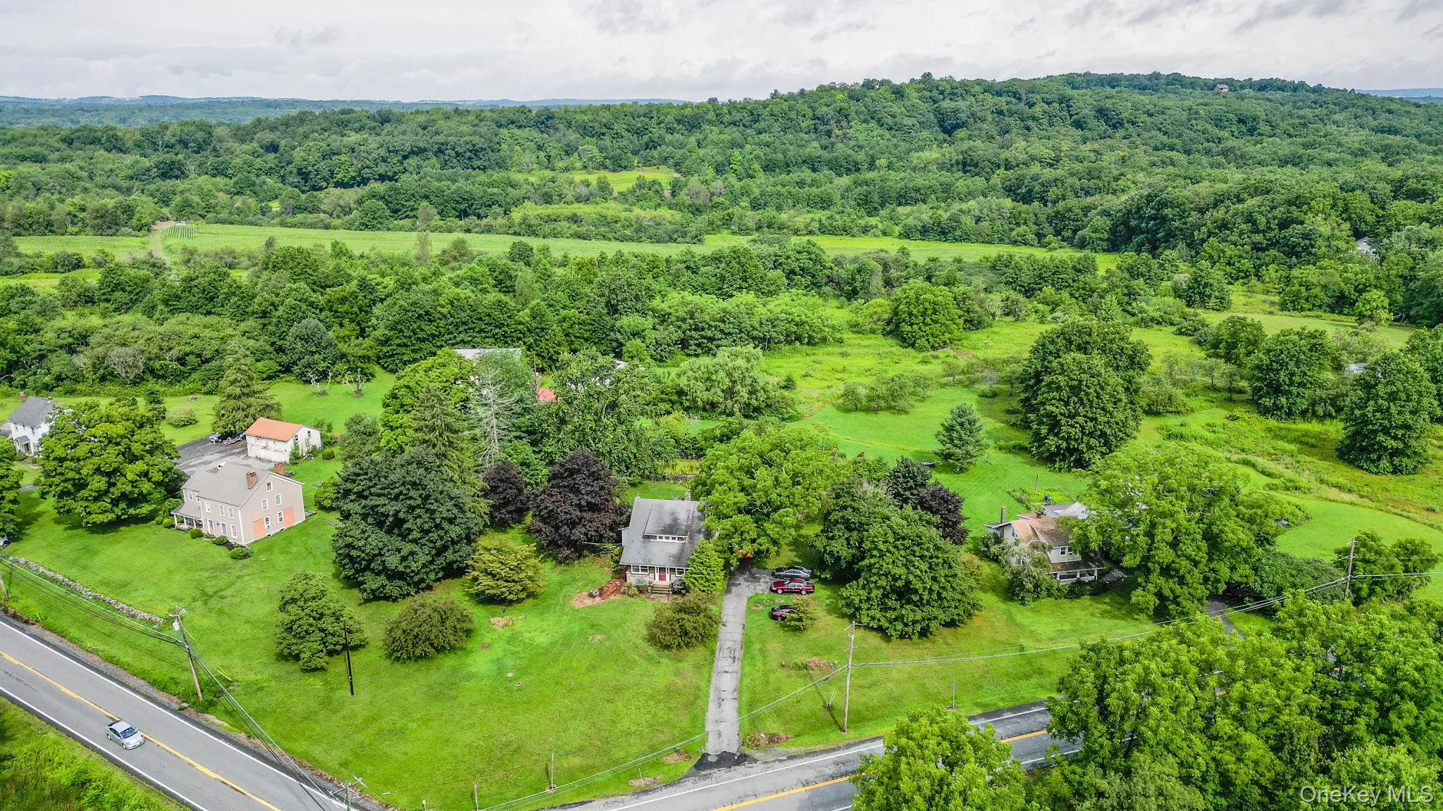 1 County Route 49, Wawayanda, NY, 3 Bedrooms Bedrooms, 10 Rooms Rooms,2 BathroomsBathrooms,Residential,For Rent,County Route 49,0,1032381 1 County Route 49, Wawayanda, NY, 3 Bedrooms Bedrooms, 10 Rooms Rooms,2 BathroomsBathrooms,Residential,For Rent,County Route 49,0,1032381