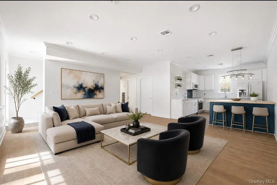 75 Centerport Road, Huntington, NY, 7 Bedrooms Bedrooms, 14 Rooms Rooms,5 BathroomsBathrooms,Residential,For Rent,Centerport,0,1032383 75 Centerport Road, Huntington, NY, 7 Bedrooms Bedrooms, 14 Rooms Rooms,5 BathroomsBathrooms,Residential,For Rent,Centerport,0,1032383