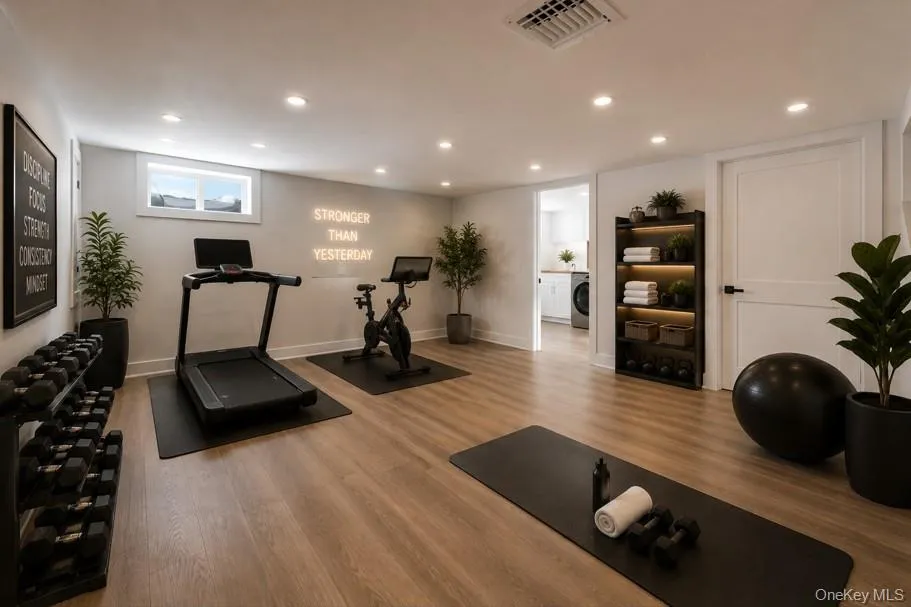 75 Centerport Road, Huntington, NY, 7 Bedrooms Bedrooms, 14 Rooms Rooms,5 BathroomsBathrooms,Residential,For Rent,Centerport,0,1032383 75 Centerport Road, Huntington, NY, 7 Bedrooms Bedrooms, 14 Rooms Rooms,5 BathroomsBathrooms,Residential,For Rent,Centerport,0,1032383