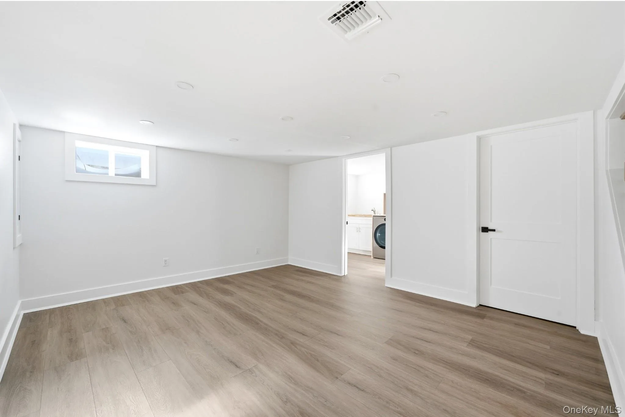 75 Centerport Road, Huntington, NY, 7 Bedrooms Bedrooms, 14 Rooms Rooms,5 BathroomsBathrooms,Residential,For Rent,Centerport,0,1032383 75 Centerport Road, Huntington, NY, 7 Bedrooms Bedrooms, 14 Rooms Rooms,5 BathroomsBathrooms,Residential,For Rent,Centerport,0,1032383