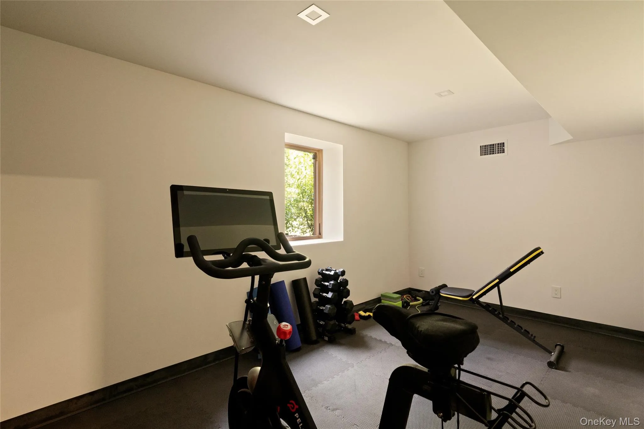 150 Round Top Road, Germantown, NY, 3 Bedrooms Bedrooms, 6 Rooms Rooms,2 BathroomsBathrooms,Residential,For Rent,Round Top,0,1032384 150 Round Top Road, Germantown, NY, 3 Bedrooms Bedrooms, 6 Rooms Rooms,2 BathroomsBathrooms,Residential,For Rent,Round Top,0,1032384