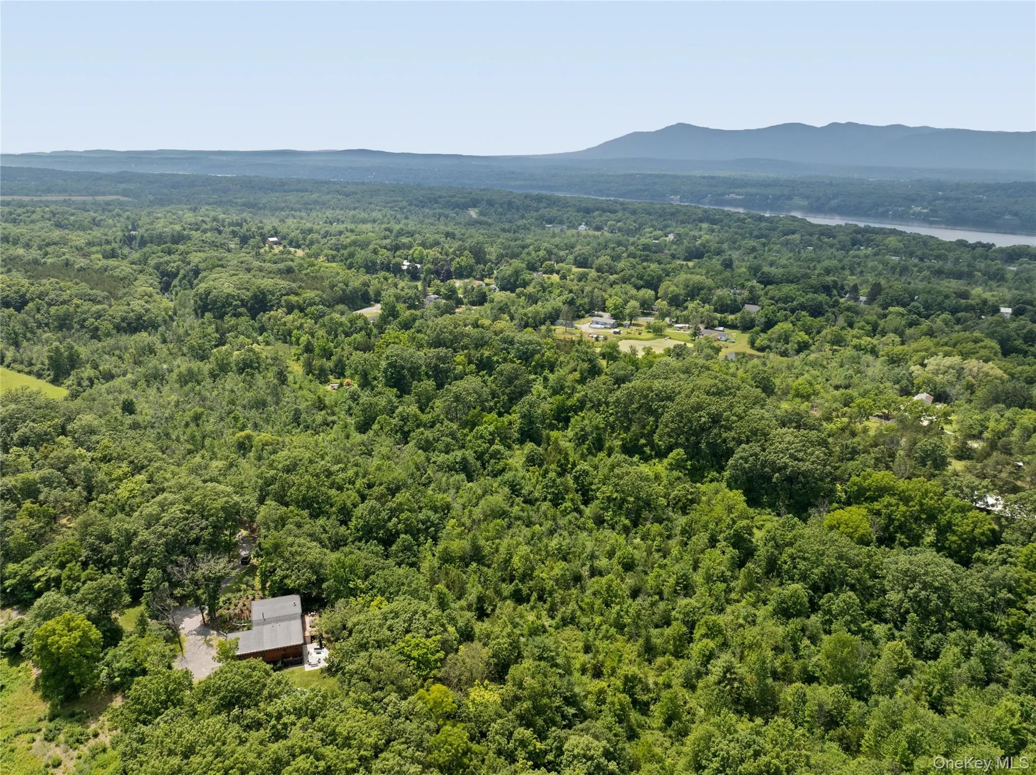 150 Round Top Road, Germantown, NY, 3 Bedrooms Bedrooms, 6 Rooms Rooms,2 BathroomsBathrooms,Residential,For Rent,Round Top,0,1032384 150 Round Top Road, Germantown, NY, 3 Bedrooms Bedrooms, 6 Rooms Rooms,2 BathroomsBathrooms,Residential,For Rent,Round Top,0,1032384
