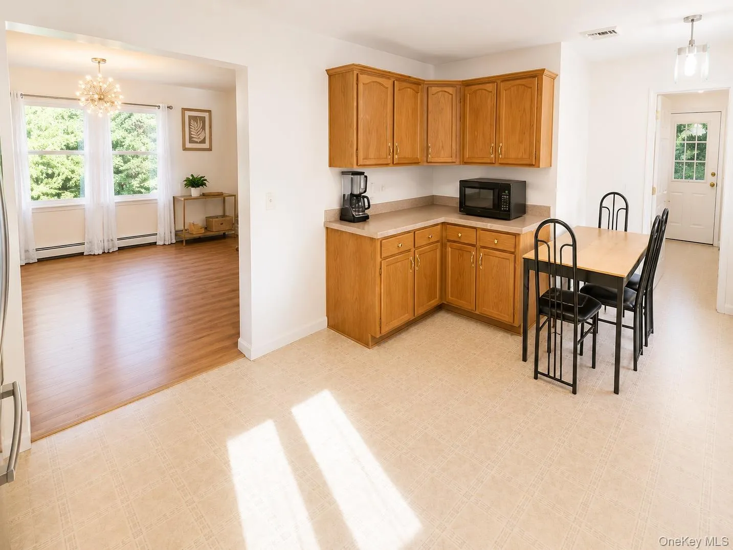 274 Grey Road, Fallsburg, NY, 4 Bedrooms Bedrooms, 9 Rooms Rooms,3 BathroomsBathrooms,Residential,For Rent,Grey,0,1032386 274 Grey Road, Fallsburg, NY, 4 Bedrooms Bedrooms, 9 Rooms Rooms,3 BathroomsBathrooms,Residential,For Rent,Grey,0,1032386