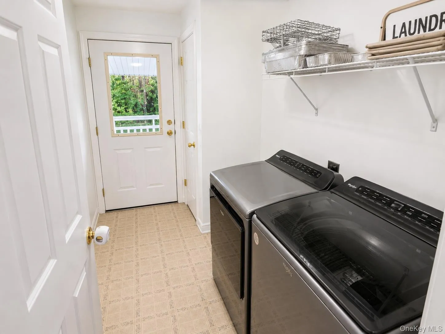 274 Grey Road, Fallsburg, NY, 4 Bedrooms Bedrooms, 9 Rooms Rooms,3 BathroomsBathrooms,Residential,For Rent,Grey,0,1032386 274 Grey Road, Fallsburg, NY, 4 Bedrooms Bedrooms, 9 Rooms Rooms,3 BathroomsBathrooms,Residential,For Rent,Grey,0,1032386