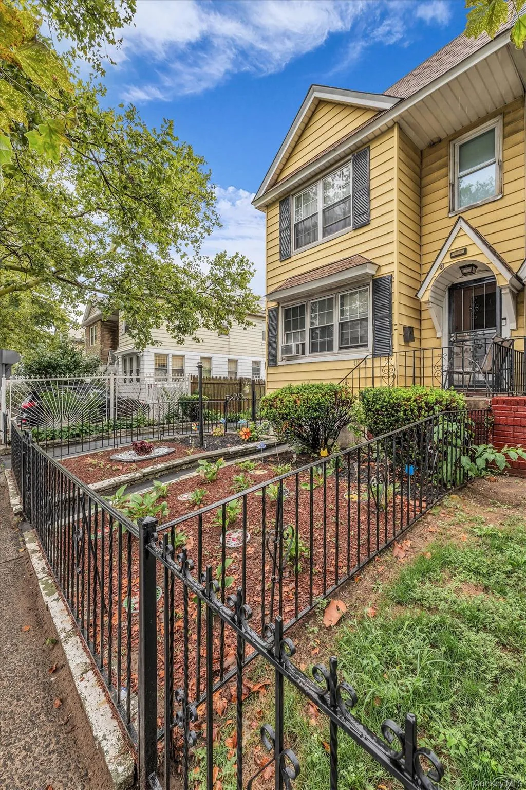 11510 Van Wyck Expressway, New York, NY, 5 Bedrooms Bedrooms, 10 Rooms Rooms,2 BathroomsBathrooms,Residential,For Rent,Van Wyck,0,1032388 11510 Van Wyck Expressway, New York, NY, 5 Bedrooms Bedrooms, 10 Rooms Rooms,2 BathroomsBathrooms,Residential,For Rent,Van Wyck,0,1032388