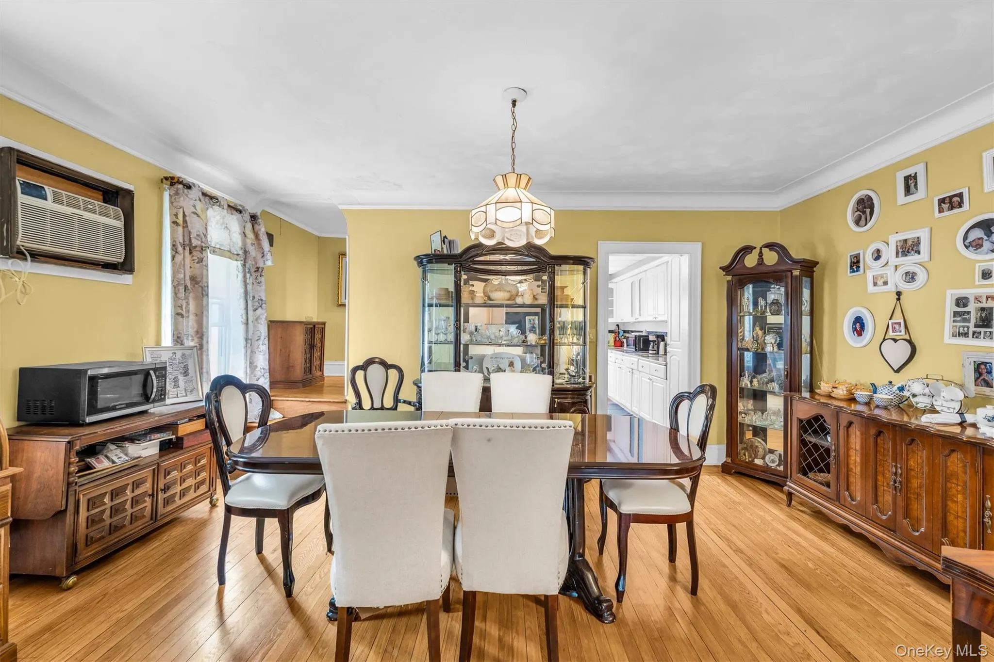 11510 Van Wyck Expressway, New York, NY, 5 Bedrooms Bedrooms, 10 Rooms Rooms,2 BathroomsBathrooms,Residential,For Rent,Van Wyck,0,1032388 11510 Van Wyck Expressway, New York, NY, 5 Bedrooms Bedrooms, 10 Rooms Rooms,2 BathroomsBathrooms,Residential,For Rent,Van Wyck,0,1032388