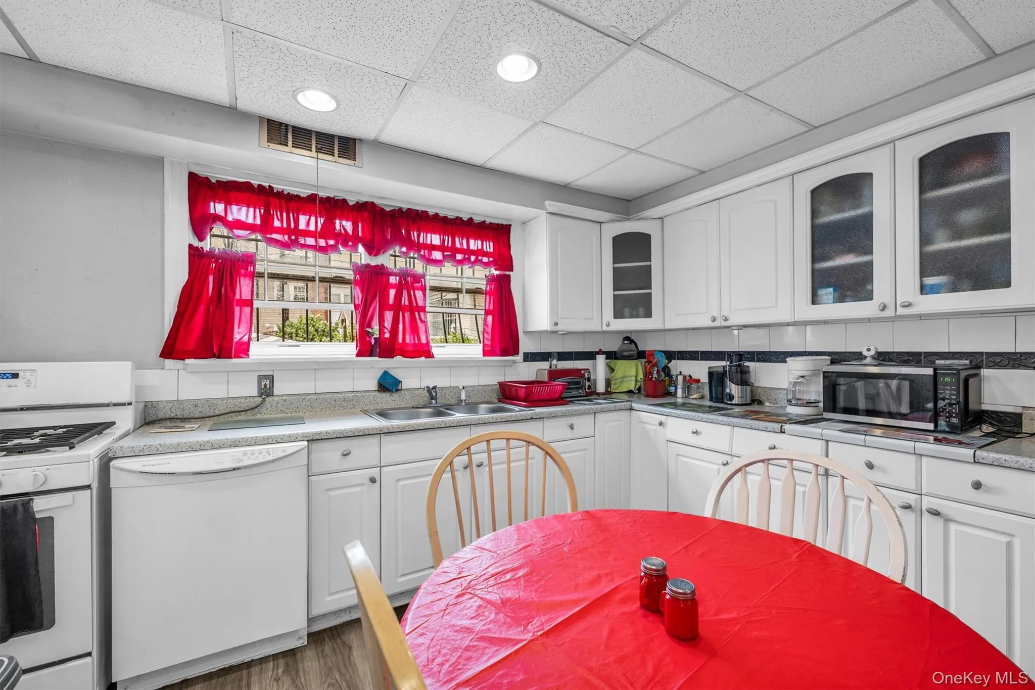 11510 Van Wyck Expressway, New York, NY, 5 Bedrooms Bedrooms, 10 Rooms Rooms,2 BathroomsBathrooms,Residential,For Rent,Van Wyck,0,1032388 11510 Van Wyck Expressway, New York, NY, 5 Bedrooms Bedrooms, 10 Rooms Rooms,2 BathroomsBathrooms,Residential,For Rent,Van Wyck,0,1032388