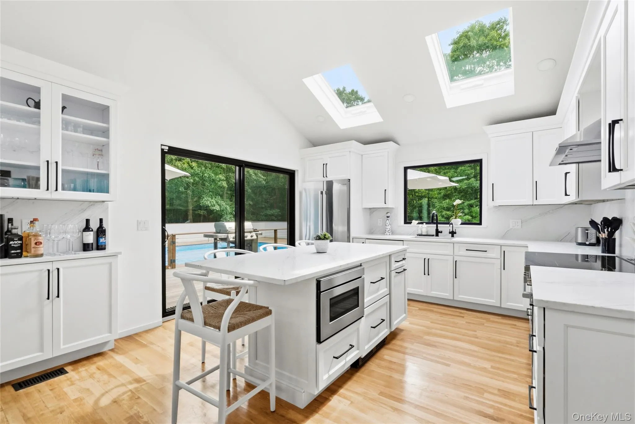 98 Old Farm Road, Southampton, NY, 3 Bedrooms Bedrooms, 9 Rooms Rooms,2 BathroomsBathrooms,Residential,For Rent,Old Farm,0,1032391 98 Old Farm Road, Southampton, NY, 3 Bedrooms Bedrooms, 9 Rooms Rooms,2 BathroomsBathrooms,Residential,For Rent,Old Farm,0,1032391