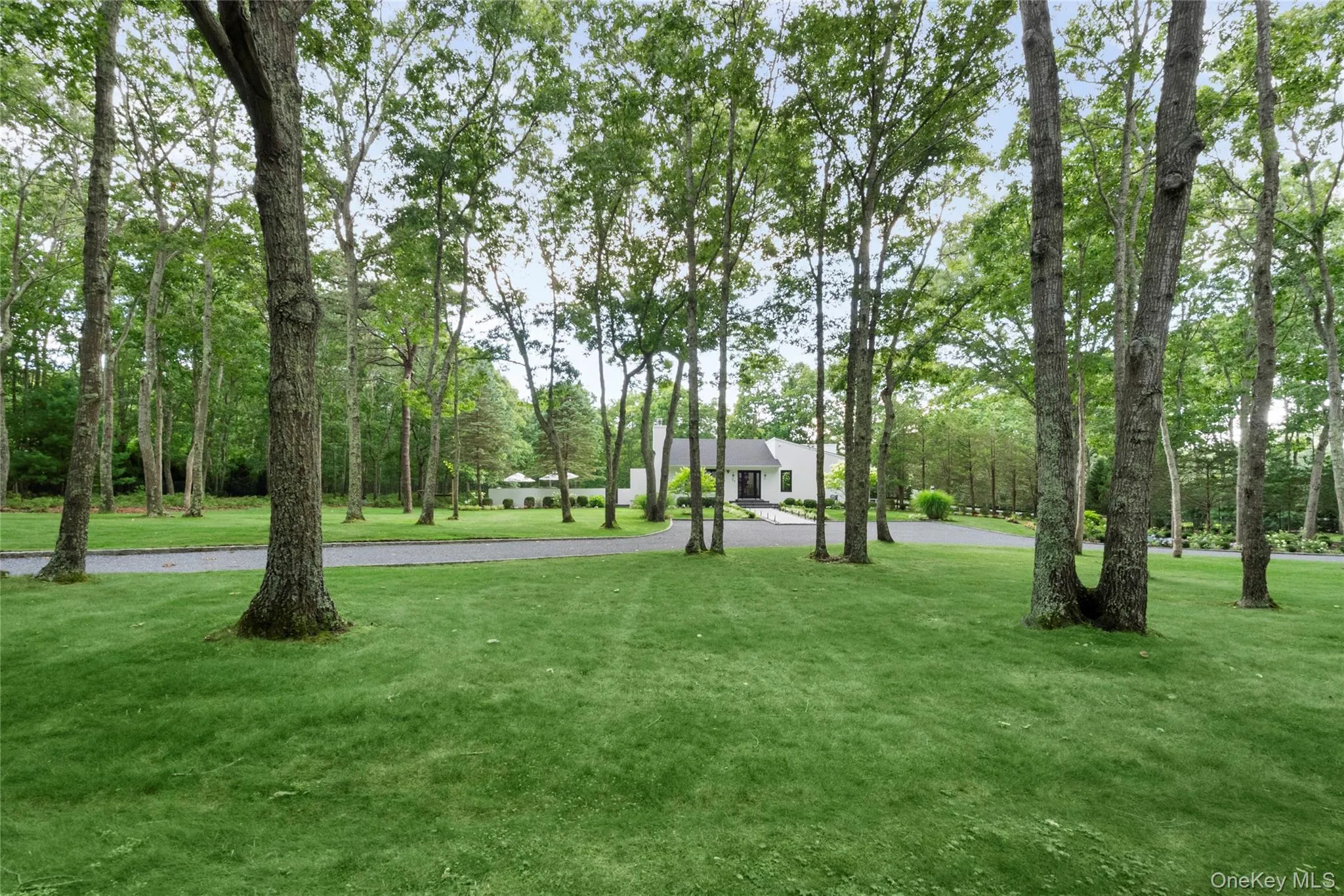 98 Old Farm Road, Southampton, NY, 3 Bedrooms Bedrooms, 9 Rooms Rooms,2 BathroomsBathrooms,Residential,For Rent,Old Farm,0,1032391 98 Old Farm Road, Southampton, NY, 3 Bedrooms Bedrooms, 9 Rooms Rooms,2 BathroomsBathrooms,Residential,For Rent,Old Farm,0,1032391