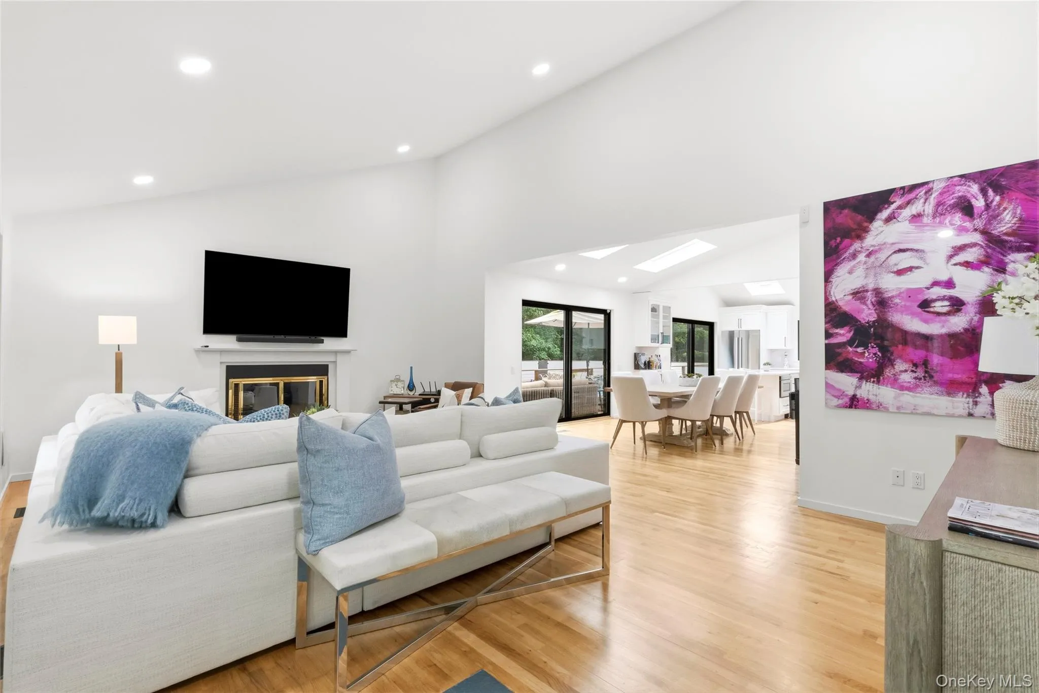 98 Old Farm Road, Southampton, NY, 3 Bedrooms Bedrooms, 9 Rooms Rooms,2 BathroomsBathrooms,Residential,For Rent,Old Farm,0,1032391 98 Old Farm Road, Southampton, NY, 3 Bedrooms Bedrooms, 9 Rooms Rooms,2 BathroomsBathrooms,Residential,For Rent,Old Farm,0,1032391