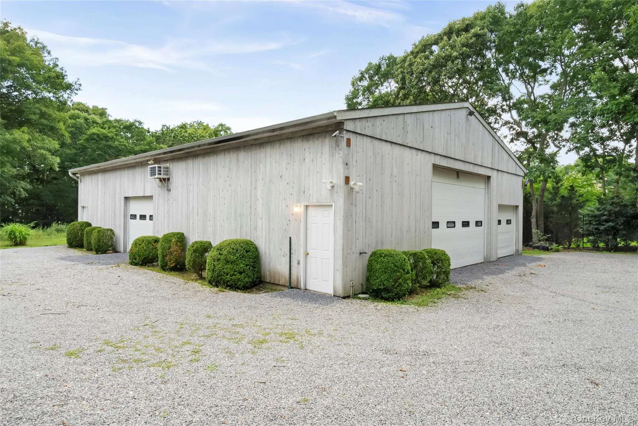 98 Old Farm Road, Southampton, NY, 3 Bedrooms Bedrooms, 9 Rooms Rooms,2 BathroomsBathrooms,Residential,For Rent,Old Farm,0,1032391 98 Old Farm Road, Southampton, NY, 3 Bedrooms Bedrooms, 9 Rooms Rooms,2 BathroomsBathrooms,Residential,For Rent,Old Farm,0,1032391