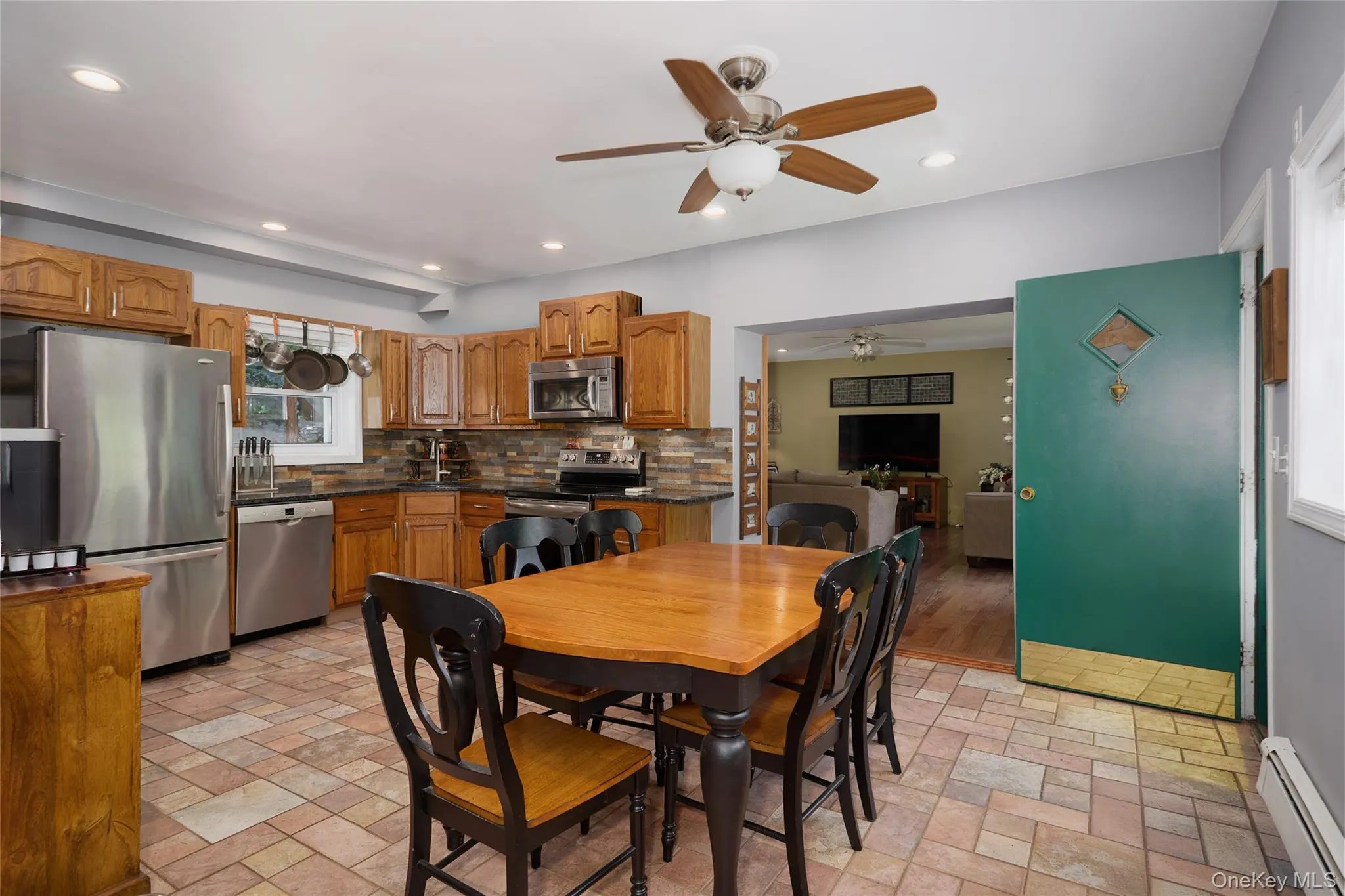 140 Nardin Road, Putnam Valley, NY, 3 Bedrooms Bedrooms, 6 Rooms Rooms,2 BathroomsBathrooms,Residential,For Rent,Nardin,0,1032394 140 Nardin Road, Putnam Valley, NY, 3 Bedrooms Bedrooms, 6 Rooms Rooms,2 BathroomsBathrooms,Residential,For Rent,Nardin,0,1032394
